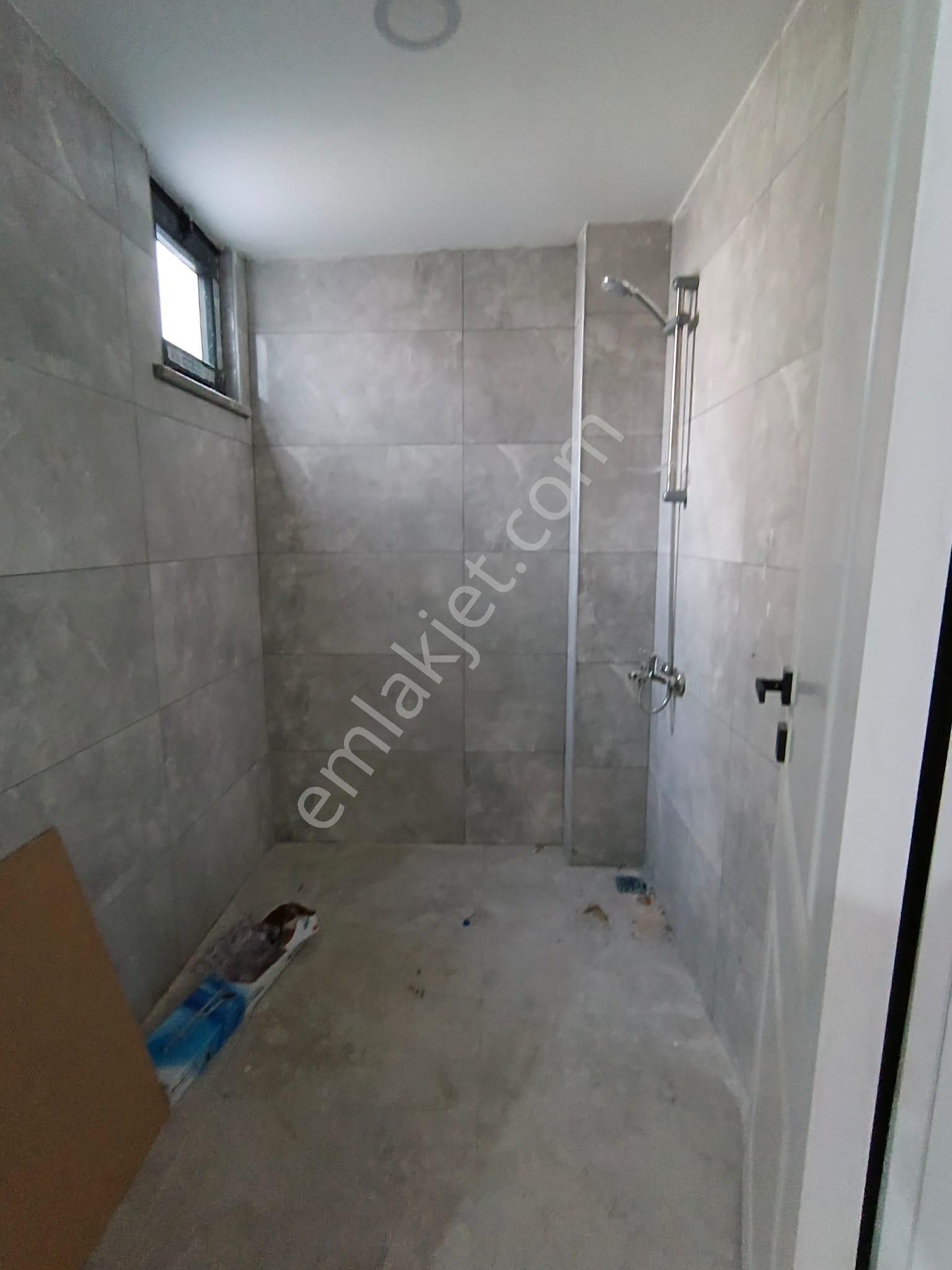 Çekmeköy Ekşioğlu Mh Merkezi Konumda Satılık Ebevyn Banyolu 2+1/75m2 Daire - Görsel 23