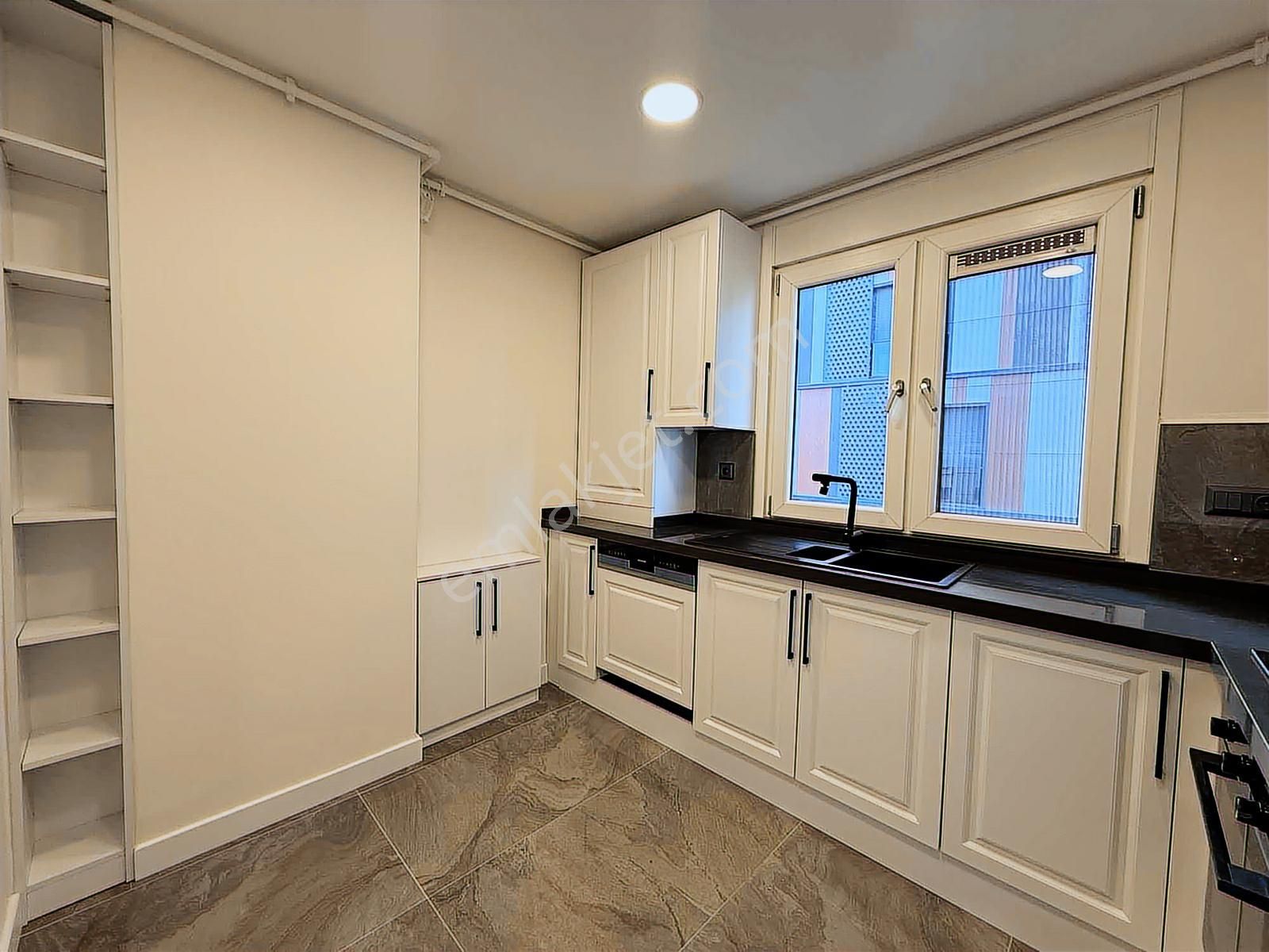 Turyap'tan Caddebostan Taş Mektep Sokakta Lüks 3+1 - Görsel 20