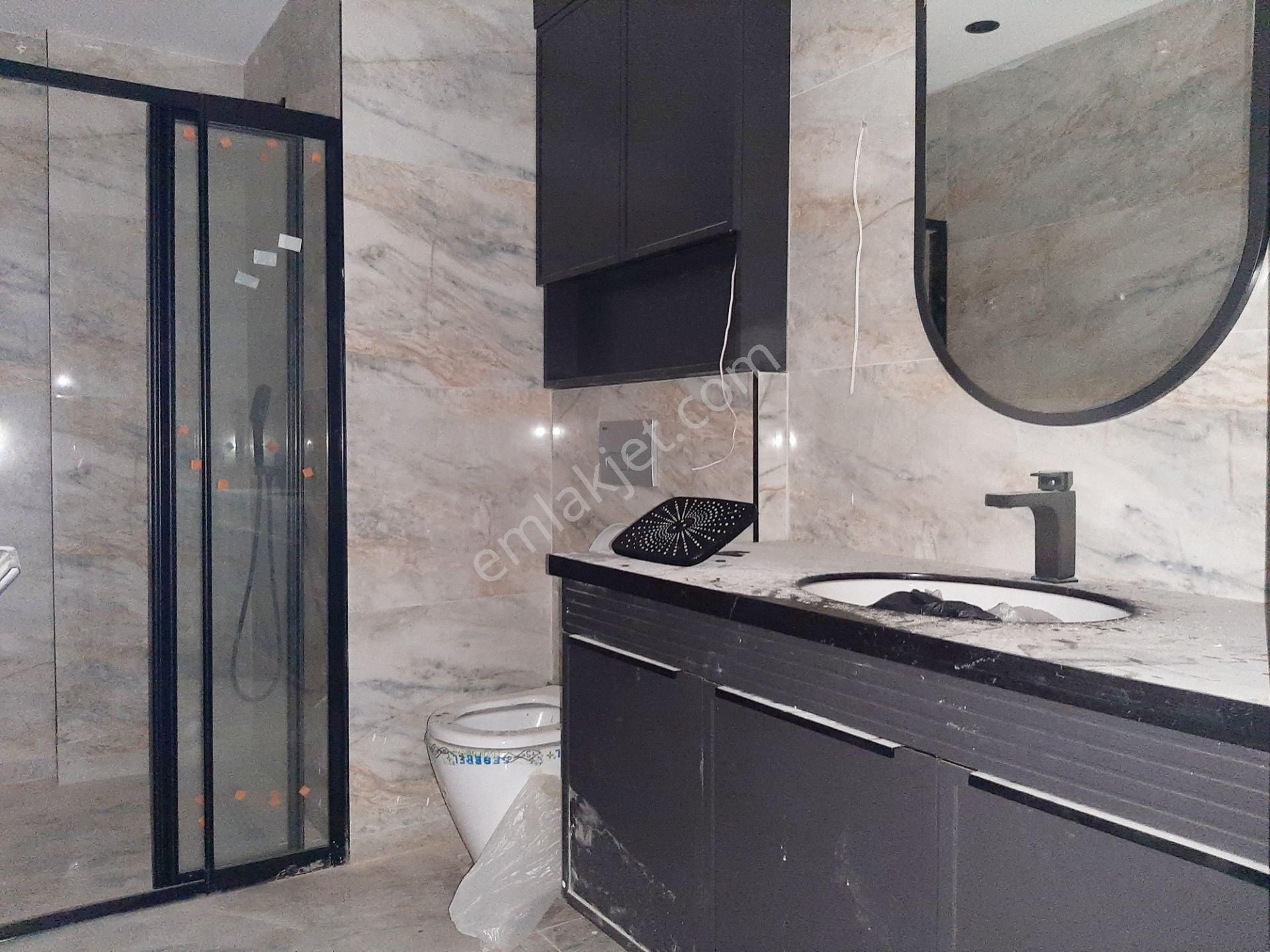 Kabasakal'da Bulvar Üzeri Havuzlu Güvenlik'li Sosyal Aktivite'li Ultra Lüx 5+1 Sıfır Daire - Görsel 13