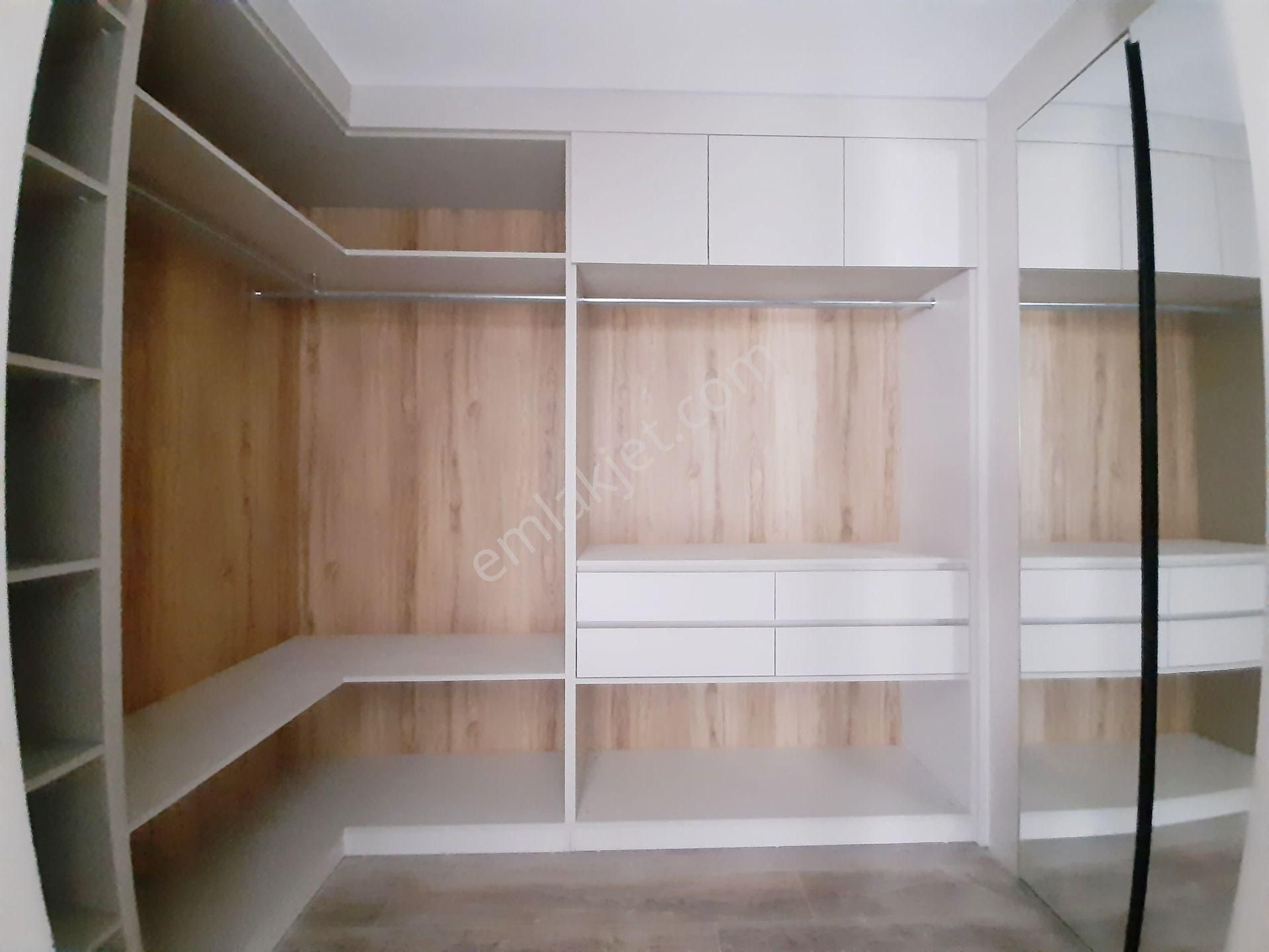 Kabasakal'da Bulvar Üzeri Havuzlu Güvenlik'li Sosyal Aktivite'li Ultra Lüx 5+1 Sıfır Daire - Görsel 19