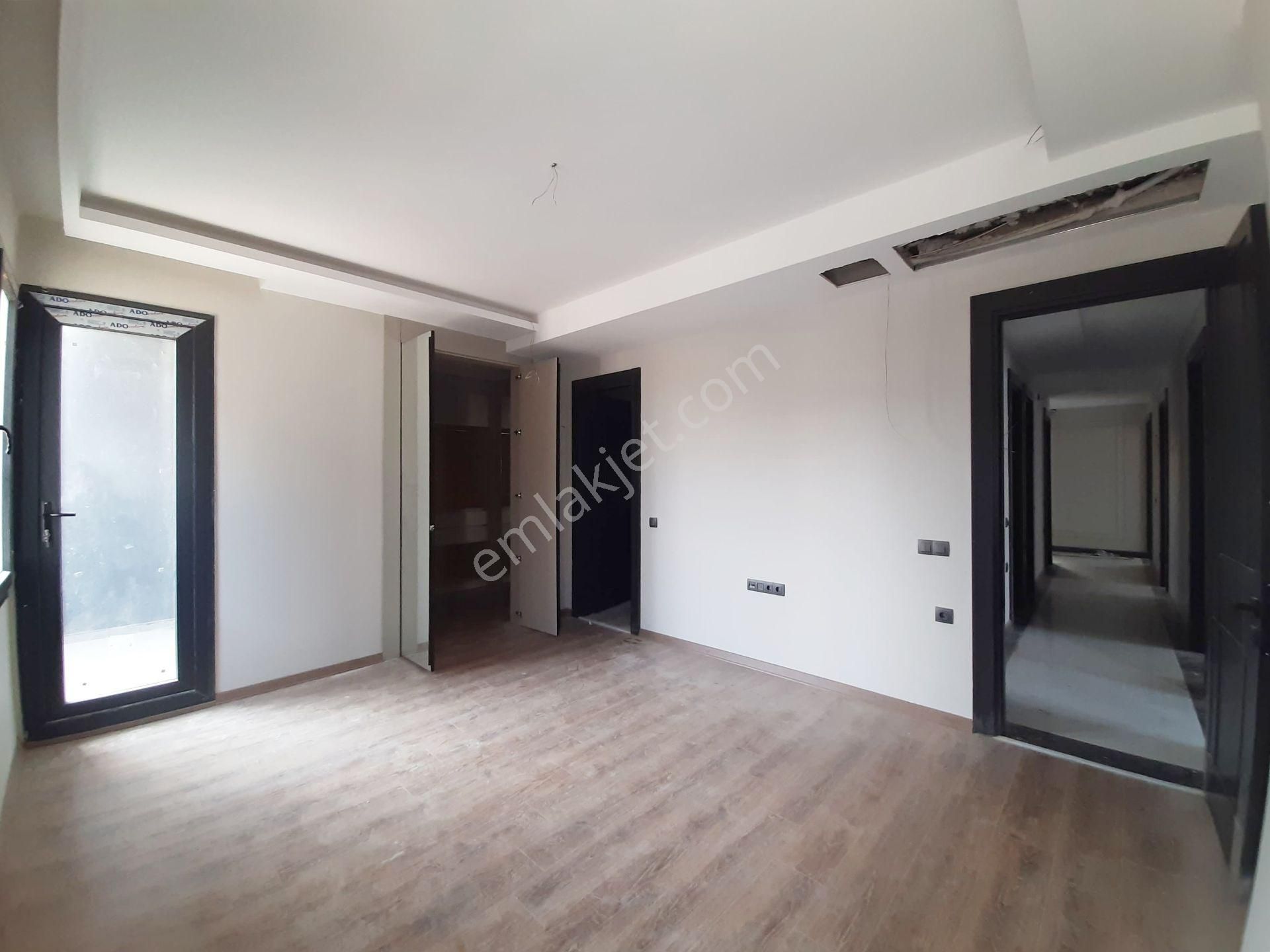 Kabasakal'da Bulvar Üzeri Havuzlu Güvenlik'li Sosyal Aktivite'li Ultra Lüx 5+1 Sıfır Daire - Görsel 23