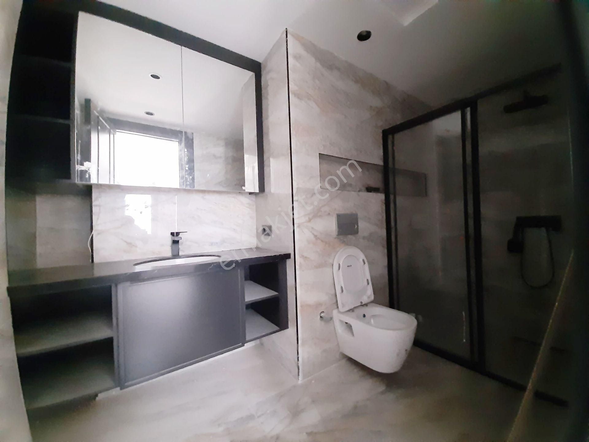 Kabasakal'da Bulvar Üzeri Havuzlu Güvenlik'li Sosyal Aktivite'li Ultra Lüx 5+1 Sıfır Daire - Görsel 20