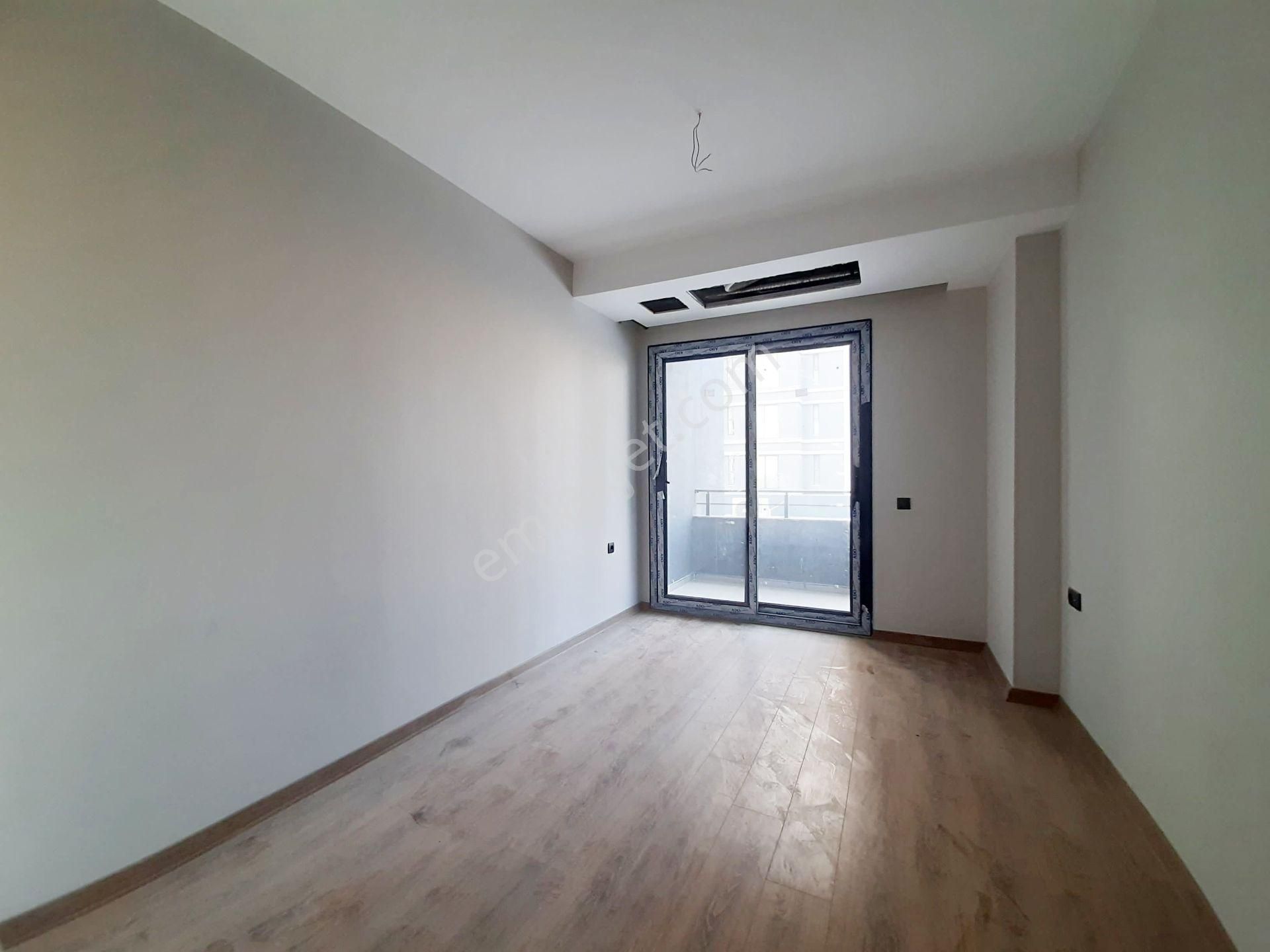 Kabasakal'da Bulvar Üzeri Havuzlu Güvenlik'li Sosyal Aktivite'li Ultra Lüx 5+1 Sıfır Daire - Görsel 25