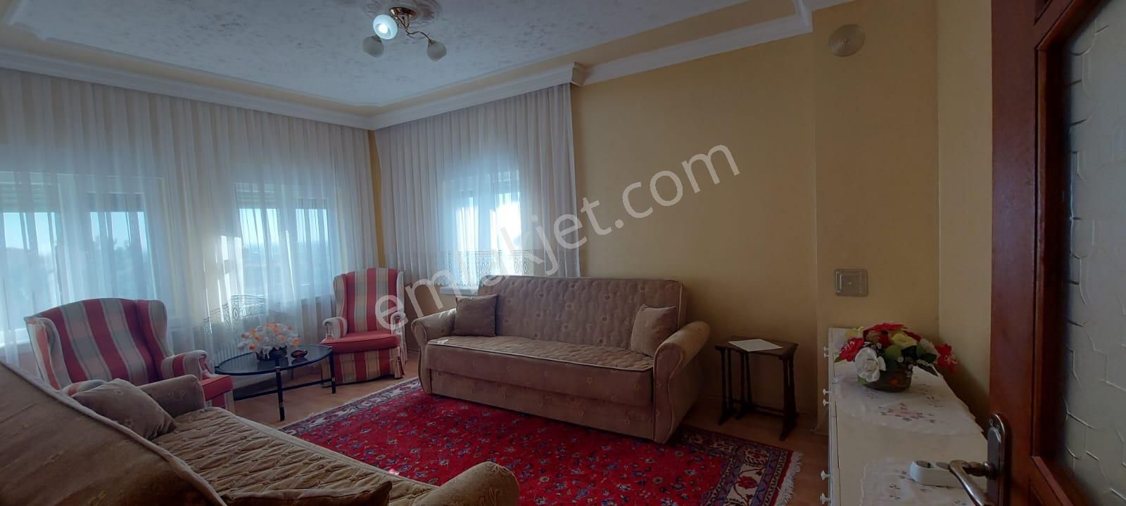 Toki'de Kiralık 4+1 Eşyalı 3 Trıpleks Villa - Görsel 14