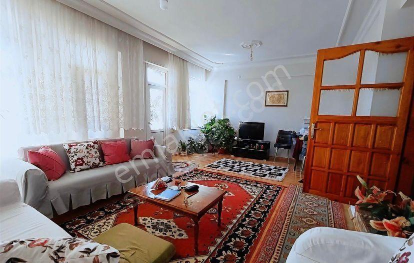 Antalya Kepez De 3 Katlı Villa - Görsel 32
