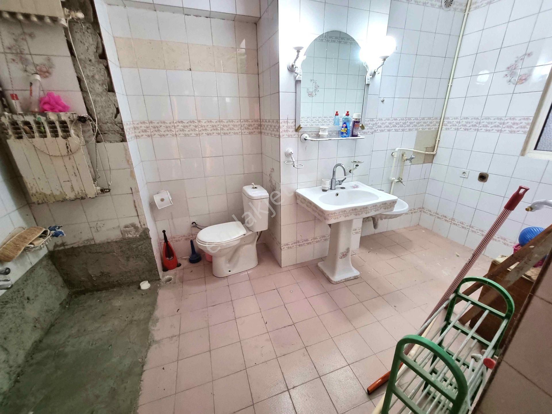 Fatih'in En Büyük Satılık Çatı Dubleks Dairesi - Görsel 14