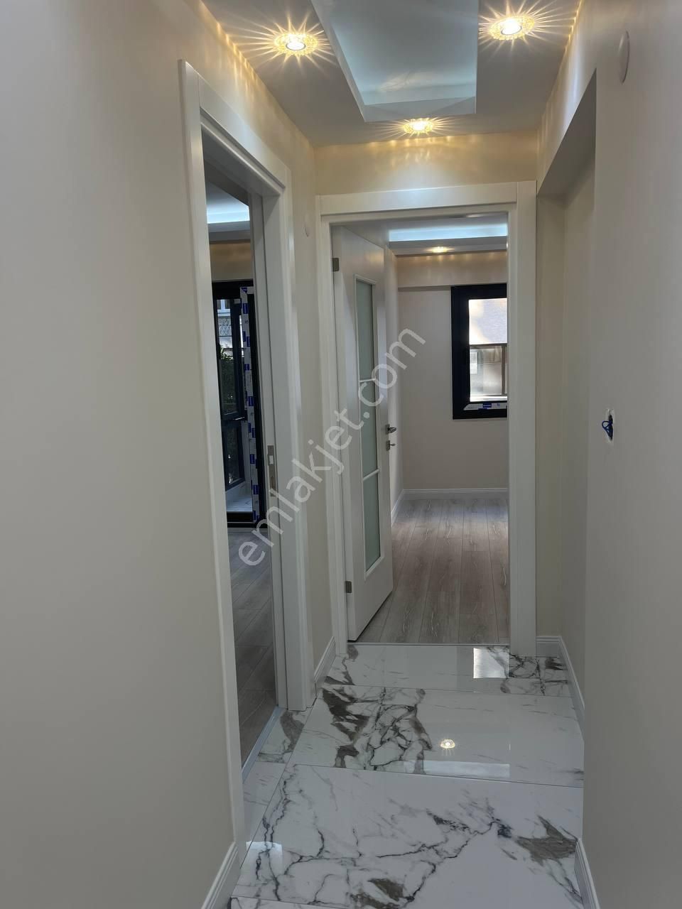 Güzelylıda Atasaygun Kültür Merkezi Ve Mithat Paşa Cadde Sinde Ulutra Lüx - Görsel 32