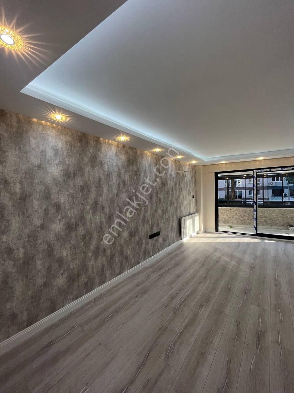 Güzelylıda Atasaygun Kültür Merkezi Ve Mithat Paşa Cadde Sinde Ulutra Lüx - Görsel 14