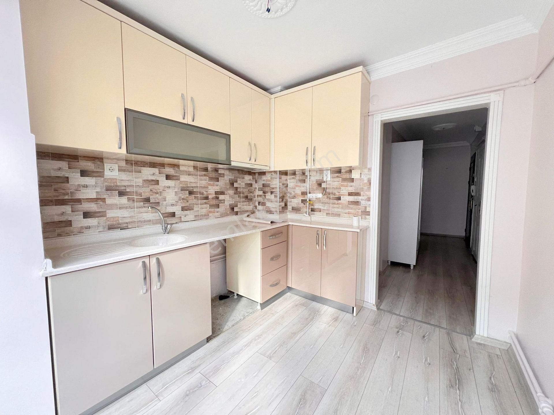 Şafak'tan Danışment Göbek'te Orta Kata 3+1 Ful Yapılı Kiralık! - Görsel 3