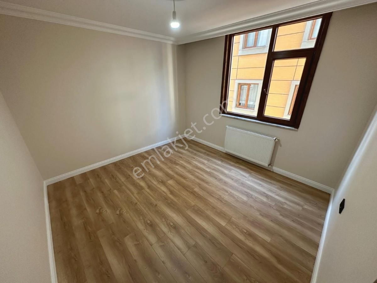 █ Konfor █ Küçükyalı Karayollarında | Ön Cephe | Balkonlu 2+1 - Görsel 21