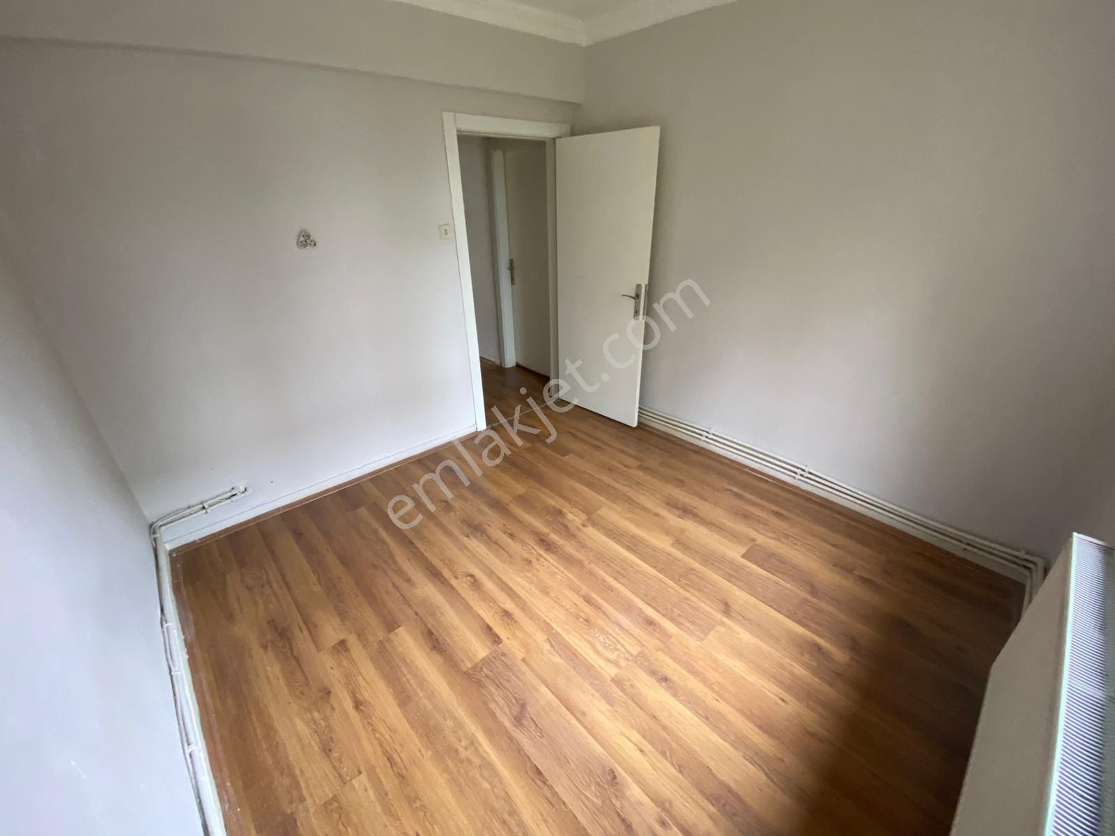 Etlikte Cadde Üzerinde 3+1 Balkonlu Temiz Kiralık Daire - Görsel 11