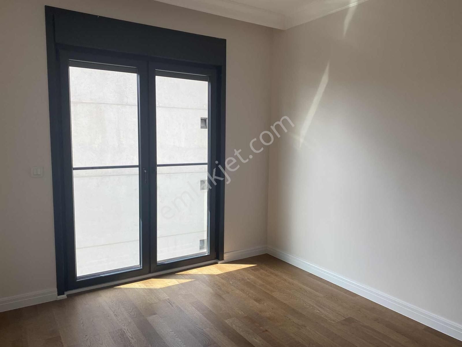 Turyap'tan Şaşkınbakkal'da Deniz Manzaralı Ve Balkonlu Sıfır 3+1 - Görsel 11