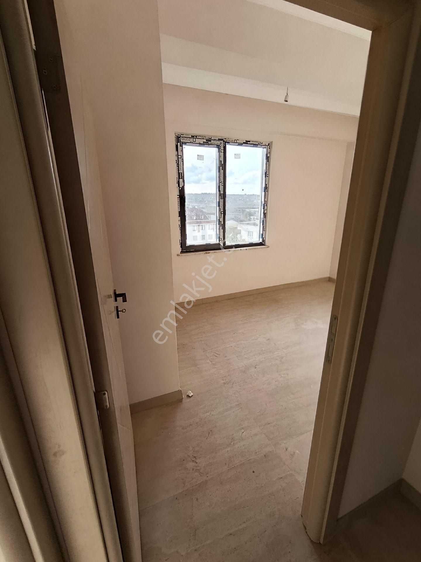 1.69 Krediyle Arnavutköy Haraççı'da Satılık Lüks 4+2 Çatı Kat Dubleks Daire - Görsel 6