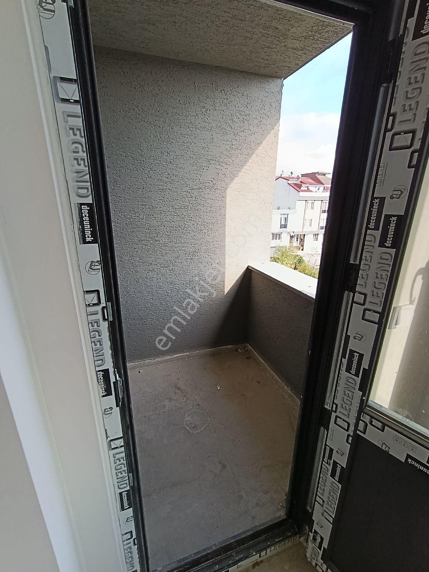 1.69 Krediyle Arnavutköy Haraççı'da Satılık Lüks 4+2 Çatı Kat Dubleks Daire - Görsel 13