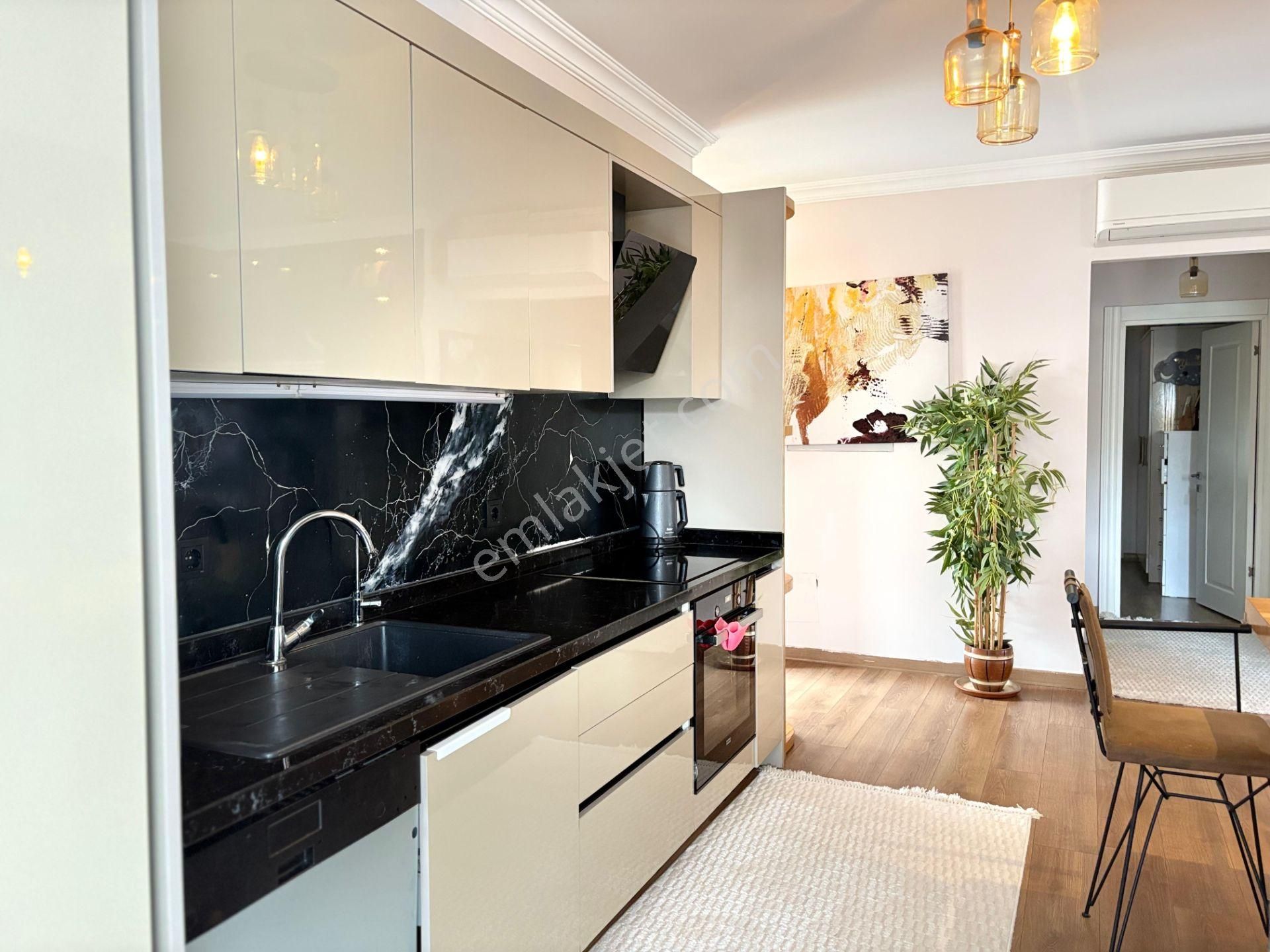 Konacık'ta Zai'ye Komşu Nezih Site İçinde Satılık Modern Daire - Görsel 16