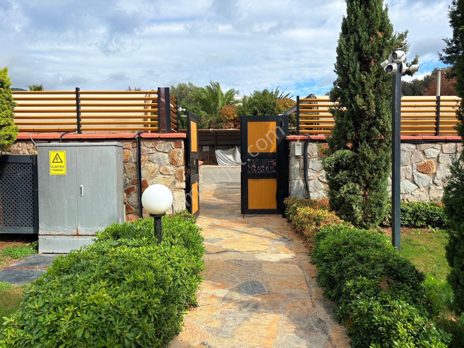 Konacık'ta Zai'ye Komşu Nezih Site İçinde Satılık Modern Daire - Görsel 8