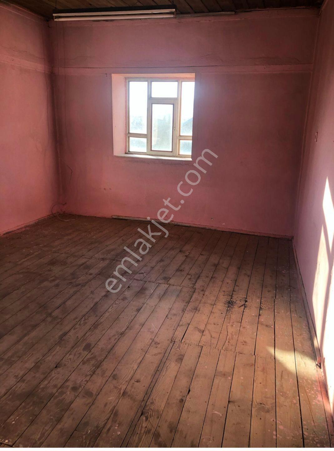 Müstakil Taş Ev 20 Başlık Ahır 800 M2 Arsası Var. - Görsel 12