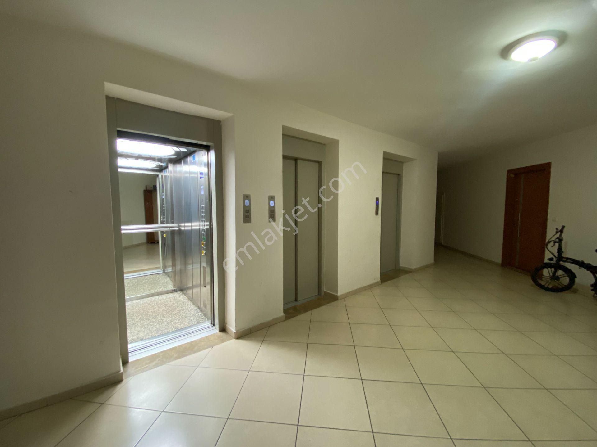 Remax Ahmet'ten Satılık 1+1 Daire Metroya Yakın Pendik/velibaba - Görsel 25