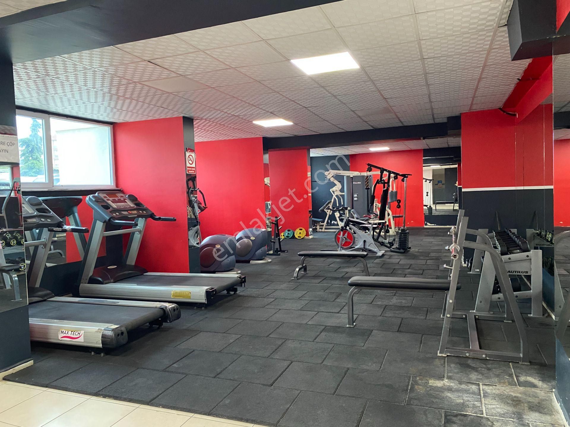 Remax Ahmet'ten Satılık 1+1 Daire Metroya Yakın Pendik/velibaba - Görsel 31