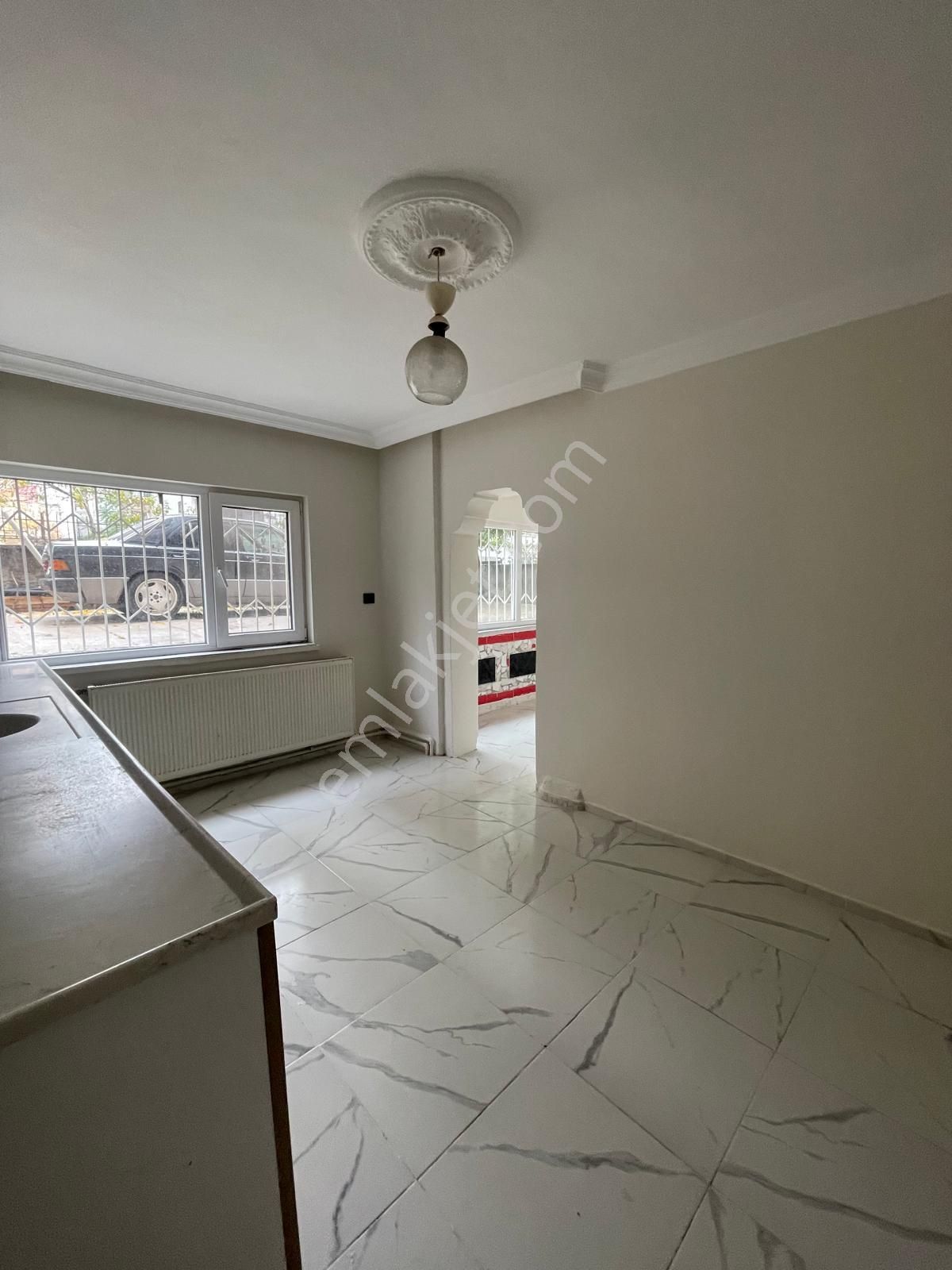 **ankara Kazanç'tan Full Yapılı Geniş Balkonlu Salon Bağımsız 3+1 Satılık Bahçe Katı Daire** - Görsel 10