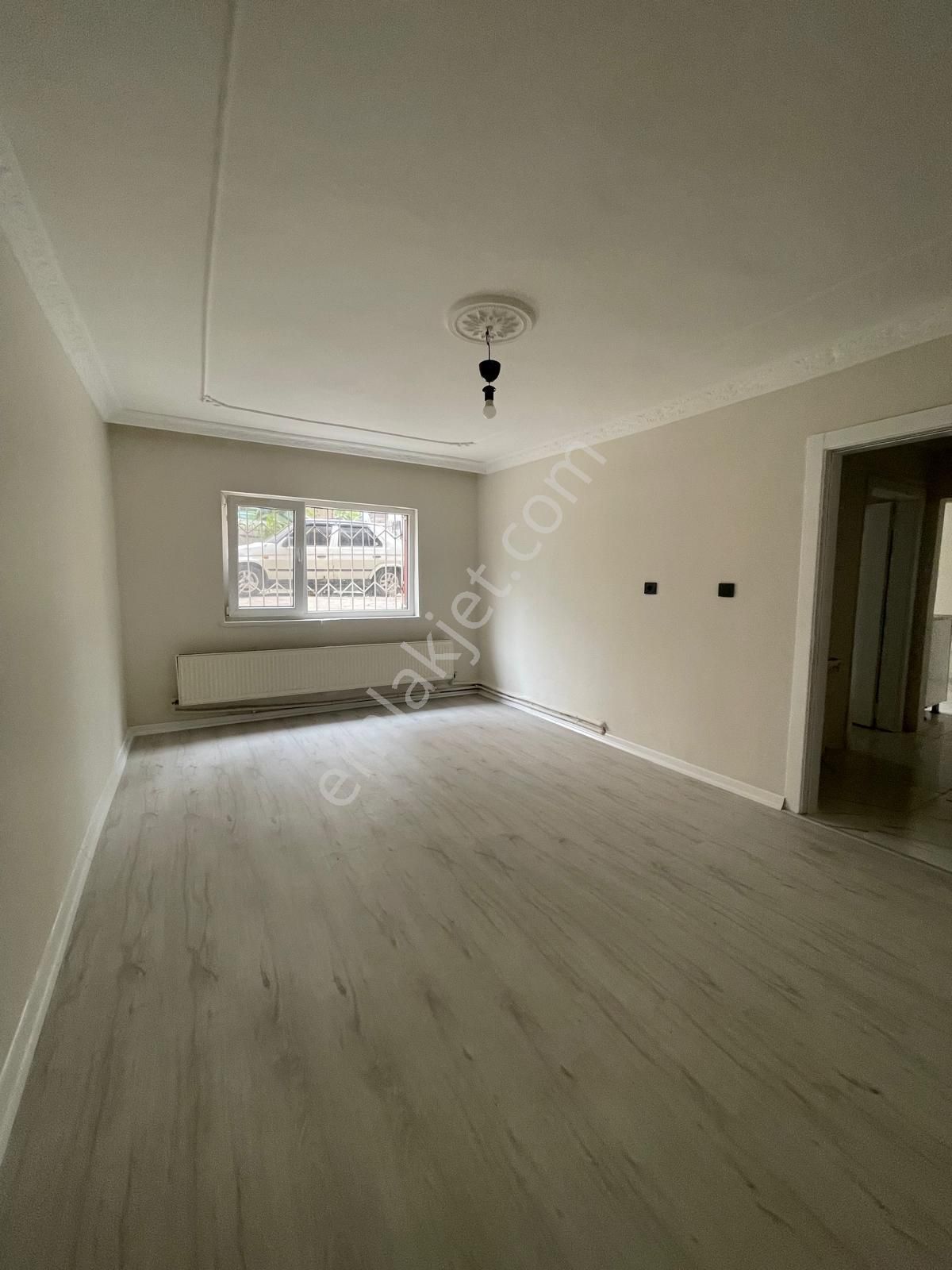 **ankara Kazanç'tan Full Yapılı Geniş Balkonlu Salon Bağımsız 3+1 Satılık Bahçe Katı Daire** - Görsel 12