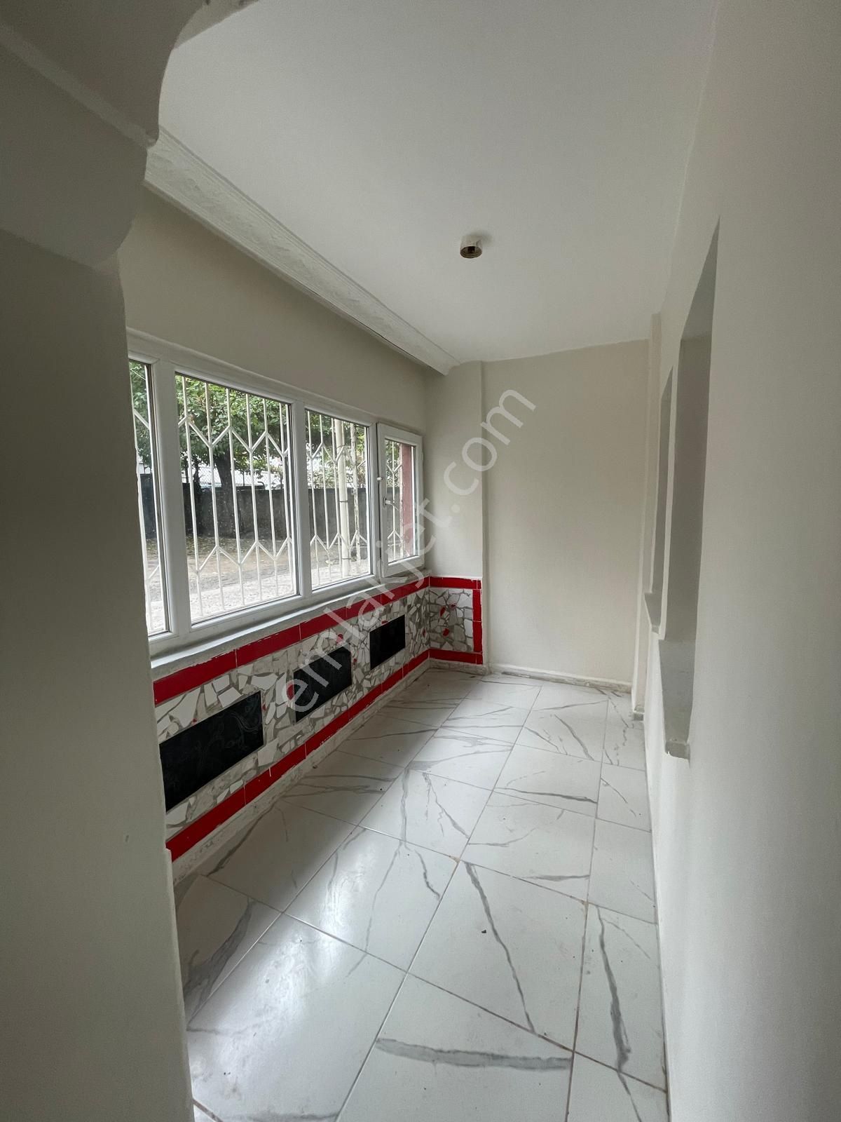 **ankara Kazanç'tan Full Yapılı Geniş Balkonlu Salon Bağımsız 3+1 Satılık Bahçe Katı Daire** - Görsel 5