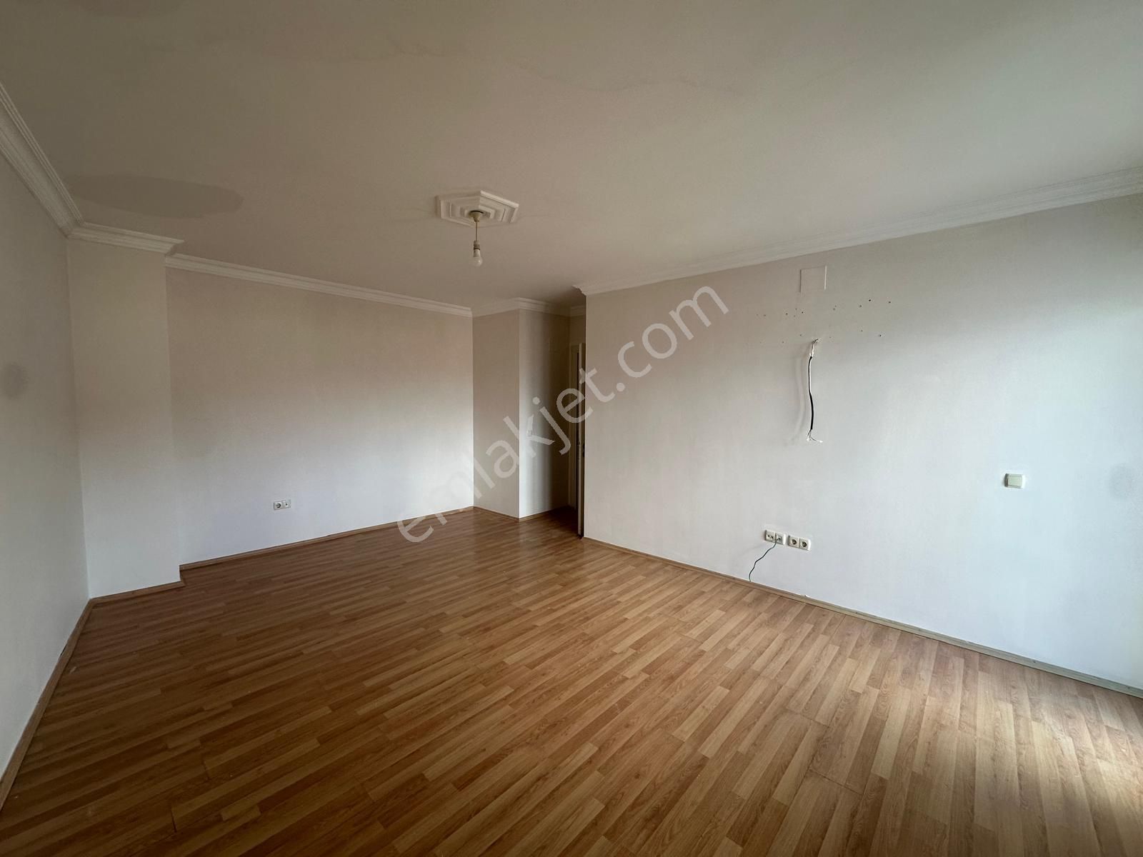 Ortaca Da 2+1 Kapalı Salon Ve Mutfak Daire Satılık - Görsel 3