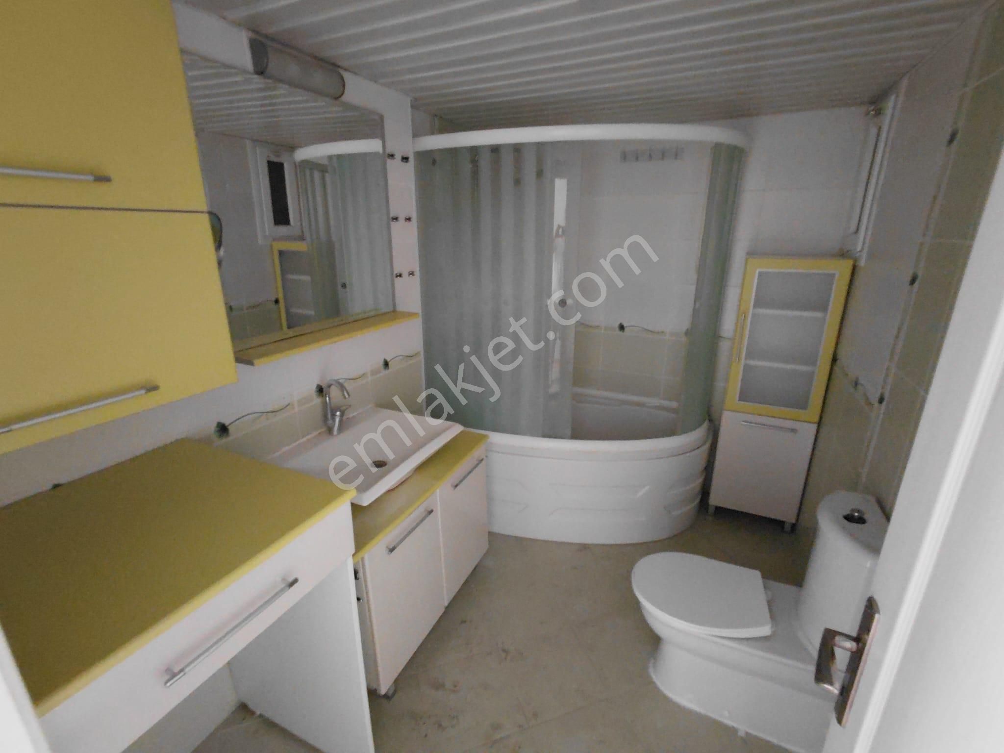 Site İçerisinde Geniş 3+1 Doğalgazlı Köşe Daire - Görsel 9