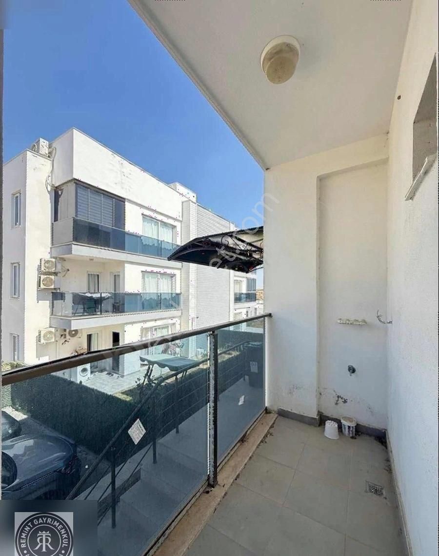 Remint'den Kabasakal Mahallesi Az Katlı Site İçi Havuzlu 2+1 - Görsel 2