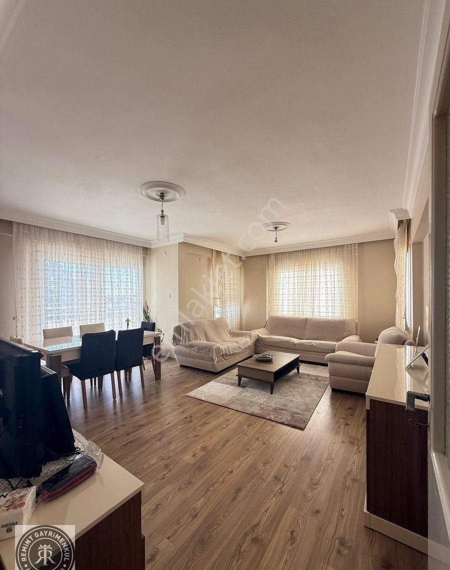 Remint’den Hayalpark Civarı 3+1 Kapalı Mutfak Kilerli Doğalgazlı Hasarsız Satılık Daire Kaçmaz Fiyat - Görsel 3