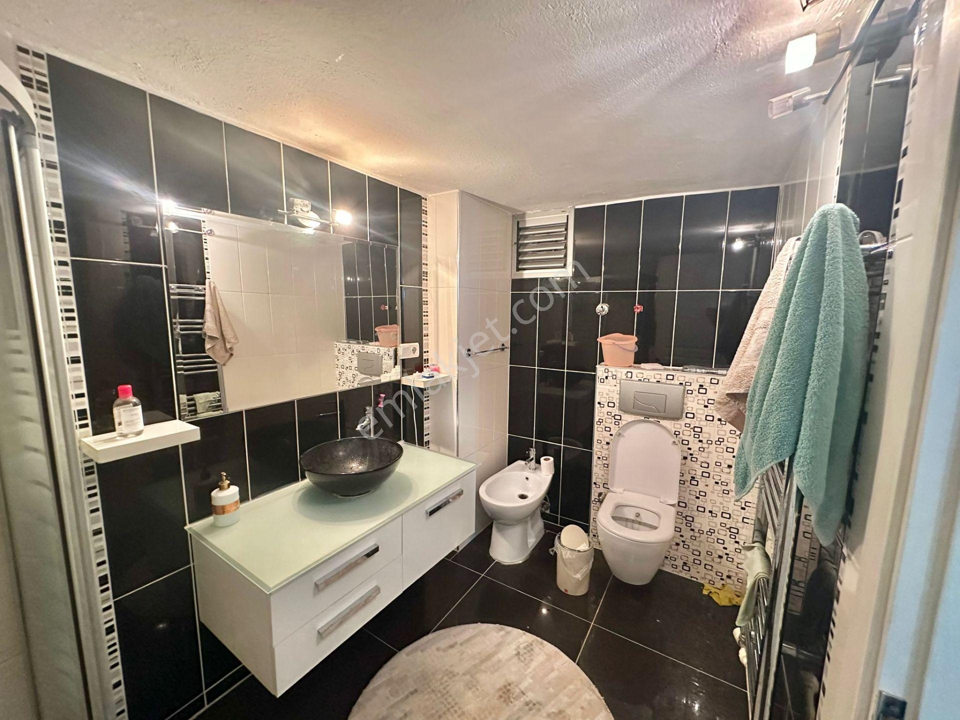 🏡 Tefikiye Mahallesi 🏡 ✅5+2 M2 400 5 Katlınım 5 Katı Dublex ❇️kombi Petekli - Görsel 8