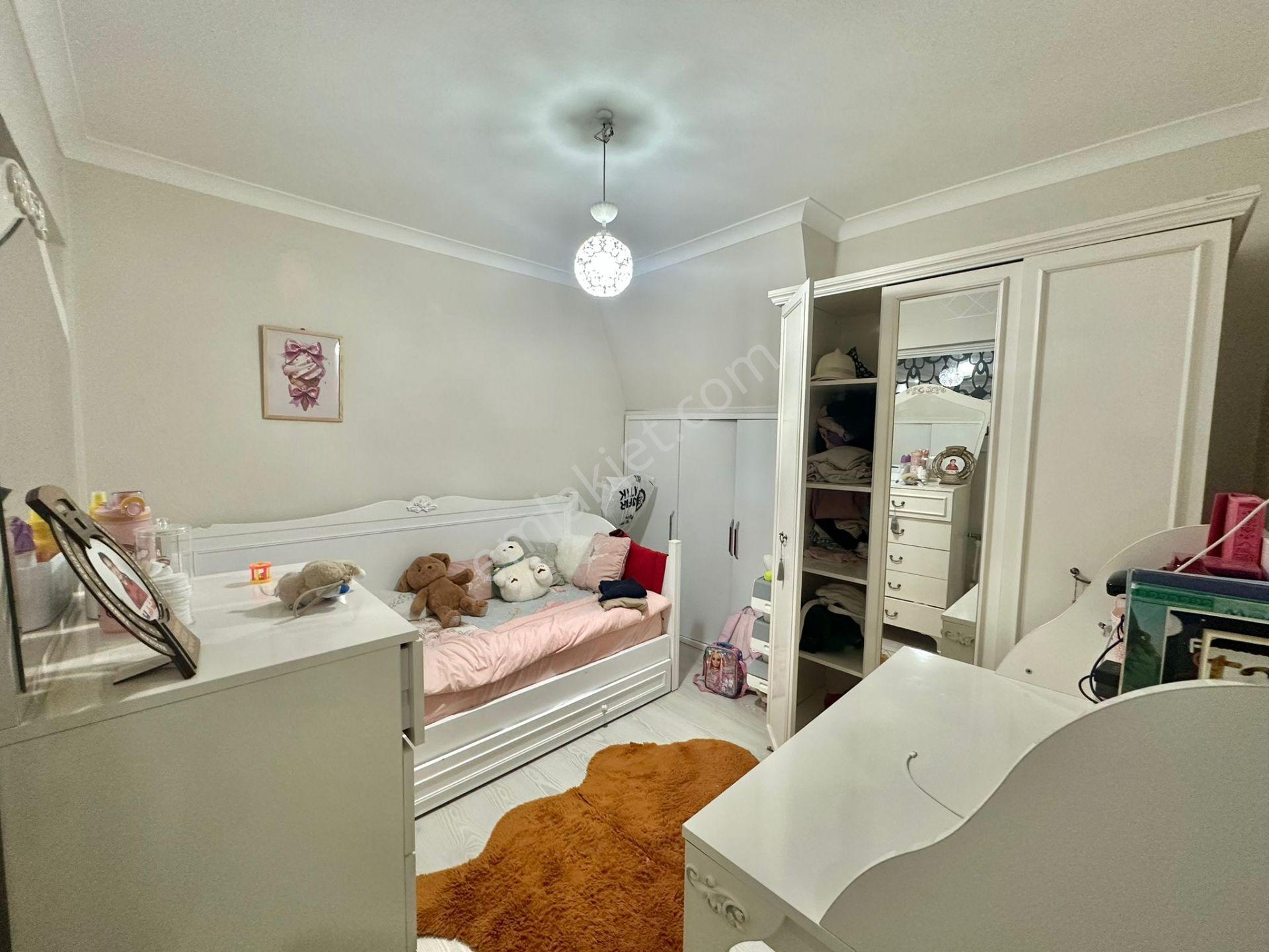 🏡 Tefikiye Mahallesi 🏡 ✅5+2 M2 400 5 Katlınım 5 Katı Dublex ❇️kombi Petekli - Görsel 5