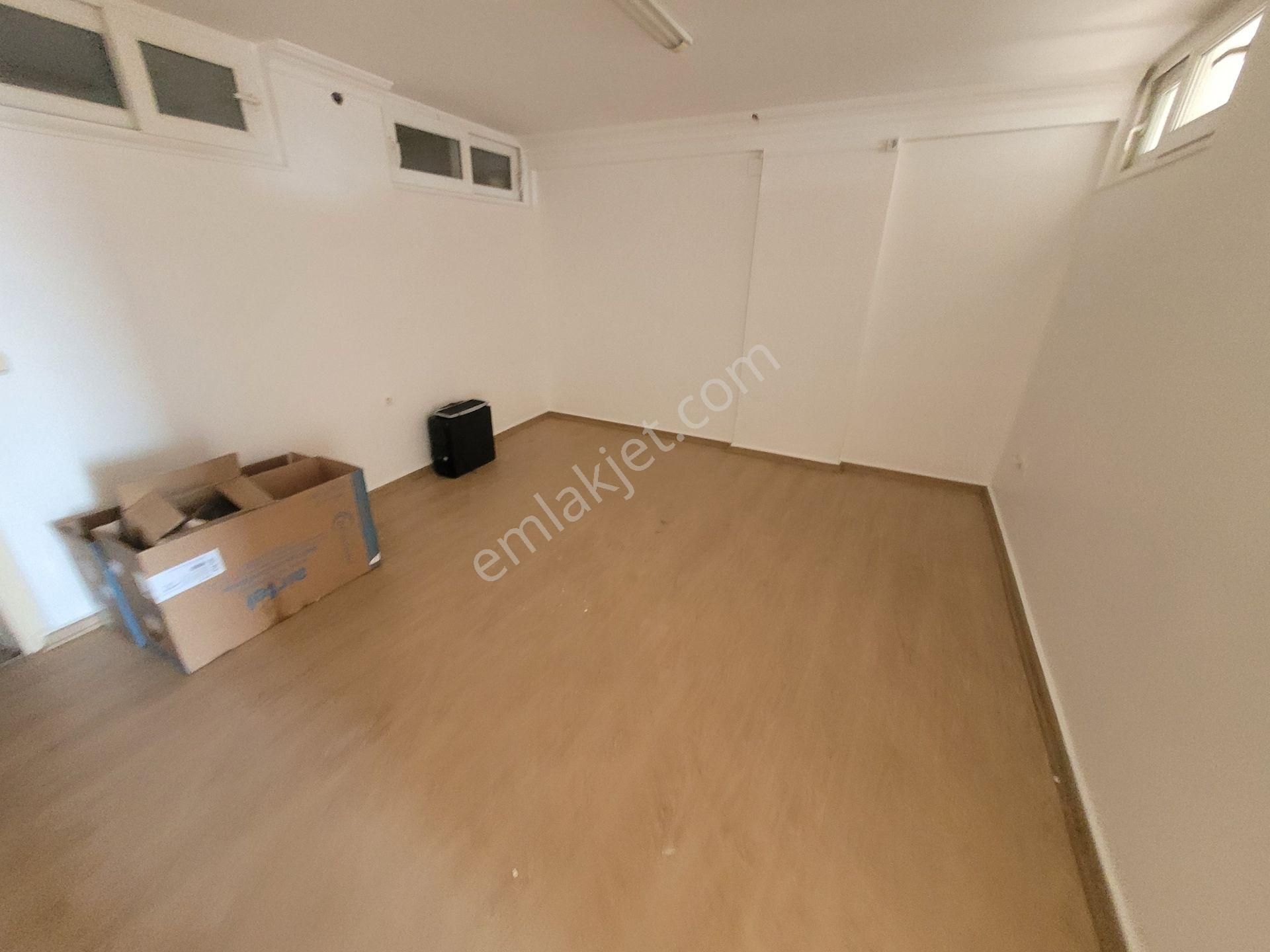 Didim 4. Noter Karşısında Tam Merkezde Asansörlü 2 Oda Kiralık Ofis - Görsel 7