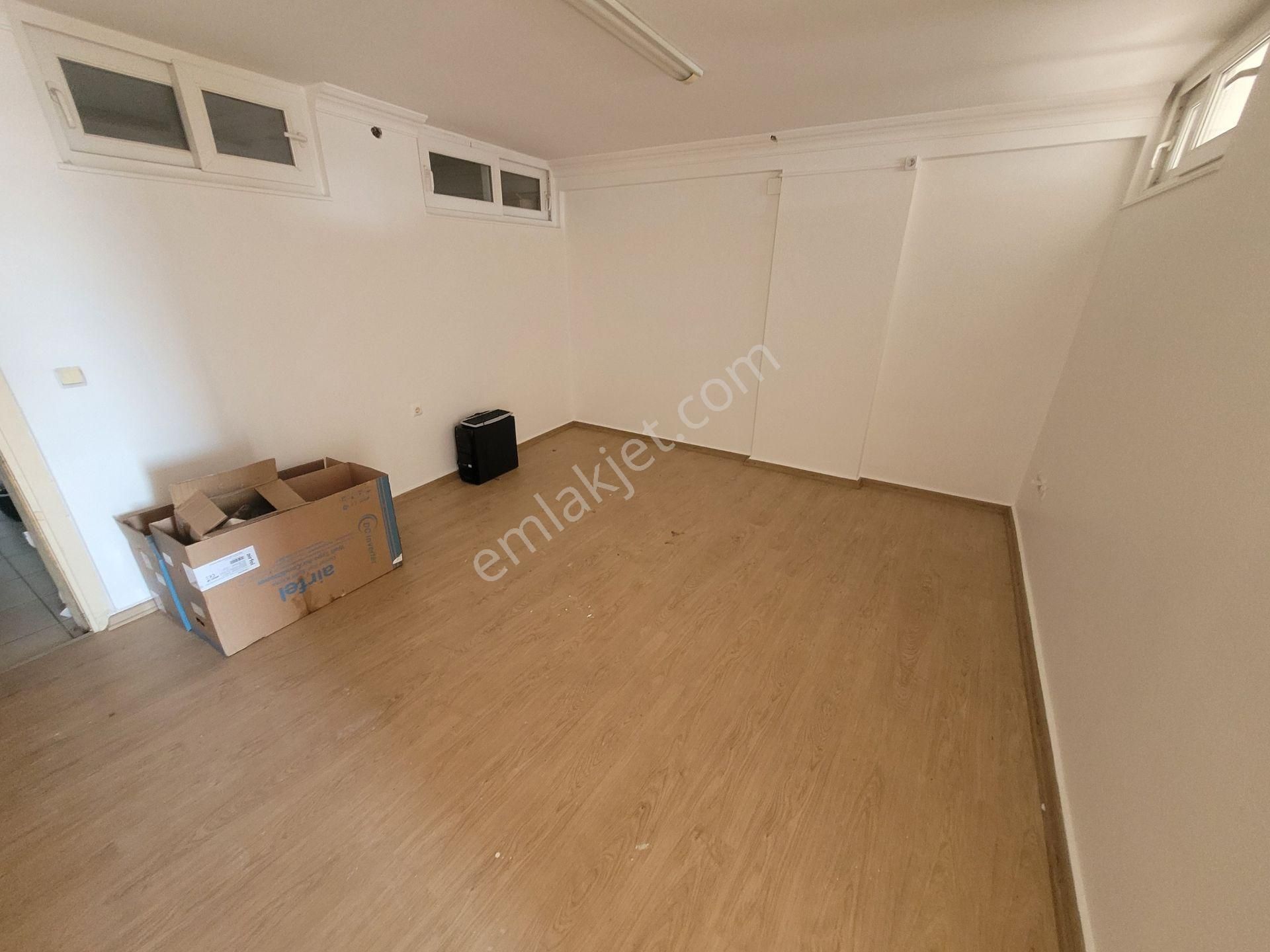 Didim 4. Noter Karşısında Tam Merkezde Asansörlü 2 Oda Kiralık Ofis - Görsel 4