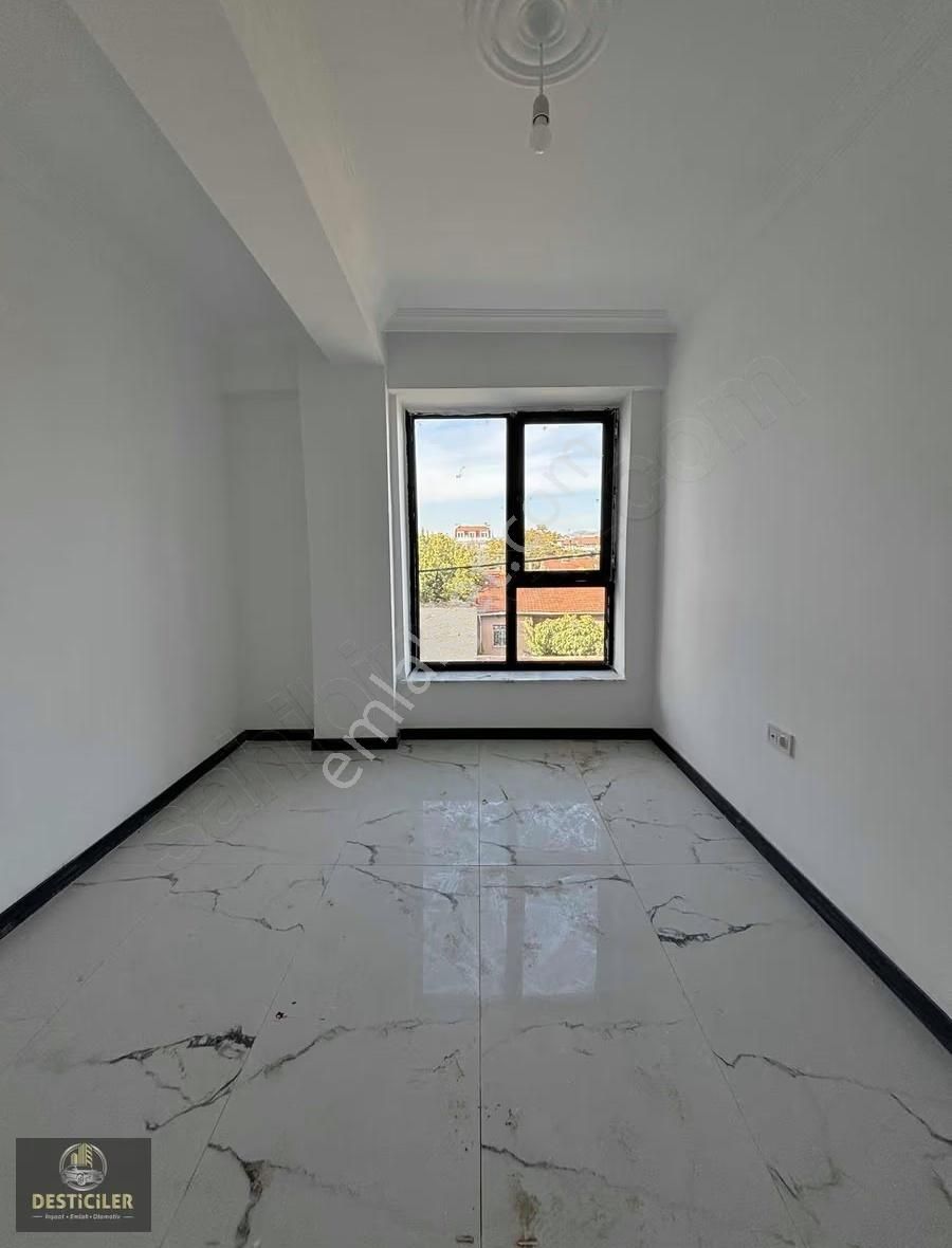 Eı-zafer Mahallesi'nde 3+1 Ara Kat Fırsat Daire - Görsel 13