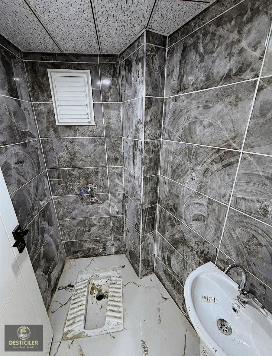 Eı-zafer Mahallesi'nde 3+1 Ara Kat Fırsat Daire - Görsel 9