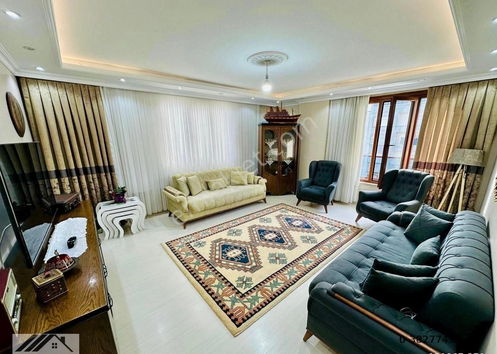 Lale Yapı2dan Cadde Üstü 3+1 125m² Ultra Lüx Site İçinde Otoparklı Daire