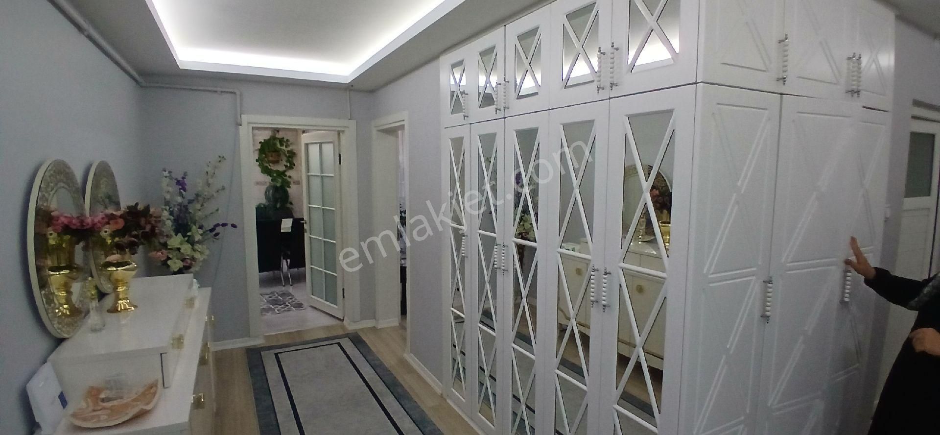 Geniş Ferah Karanlık Capcanlı Odası Olmayan İci Ful Dekorasyon Yapili Dukkan Ustu Daire Masrafsiz - Görsel 7