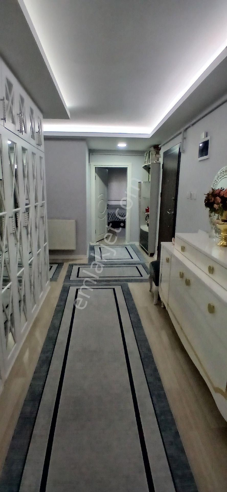 Geniş Ferah Karanlık Capcanlı Odası Olmayan İci Ful Dekorasyon Yapili Dukkan Ustu Daire Masrafsiz - Görsel 6