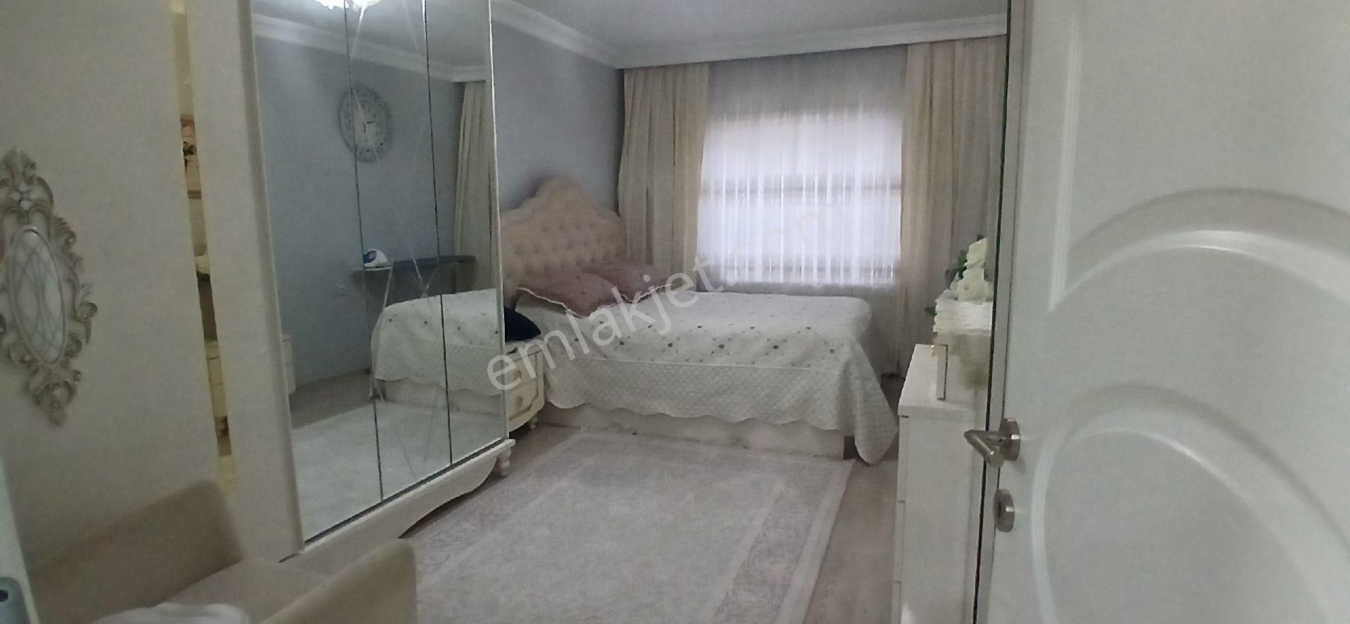 Geniş Ferah Karanlık Capcanlı Odası Olmayan İci Ful Dekorasyon Yapili Dukkan Ustu Daire Masrafsiz - Görsel 11