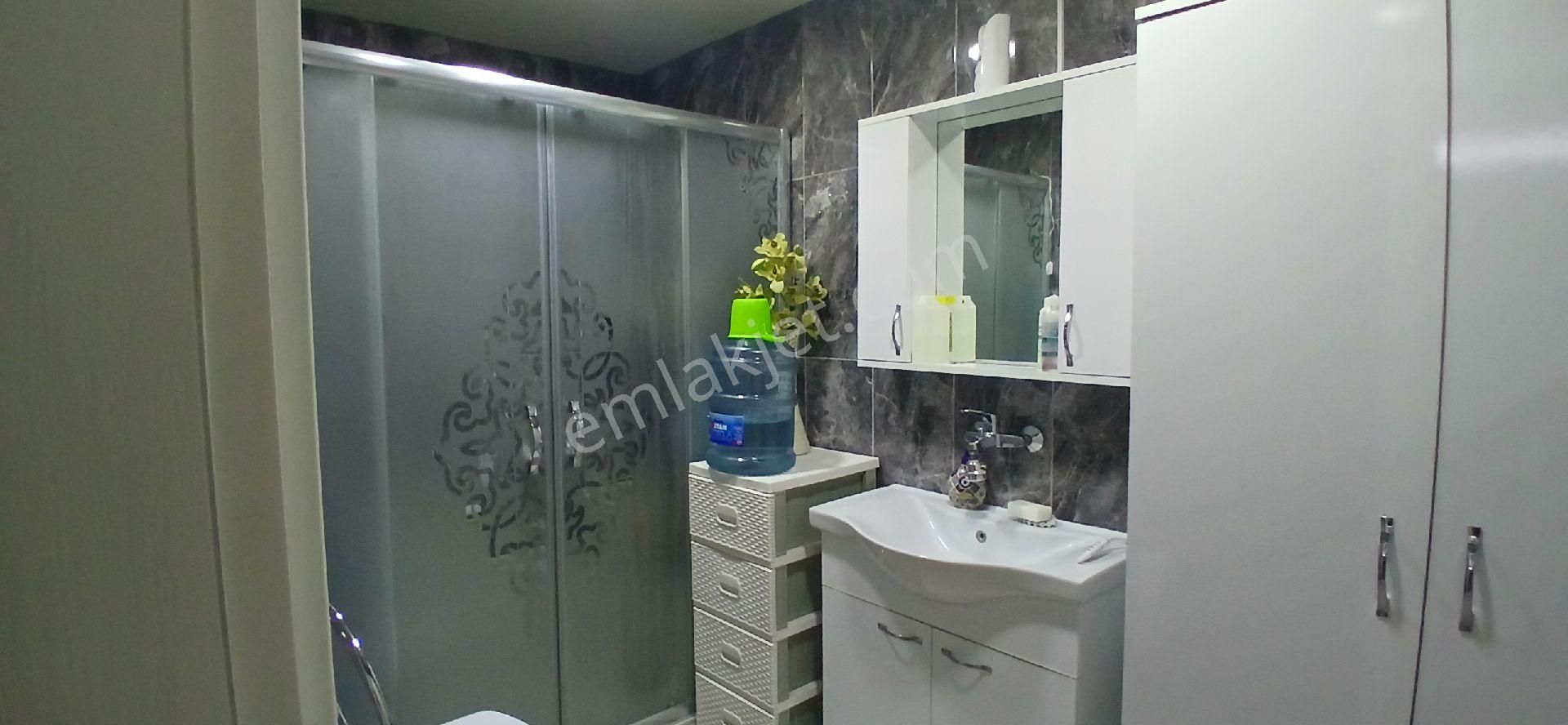 Geniş Ferah Karanlık Capcanlı Odası Olmayan İci Ful Dekorasyon Yapili Dukkan Ustu Daire Masrafsiz - Görsel 12