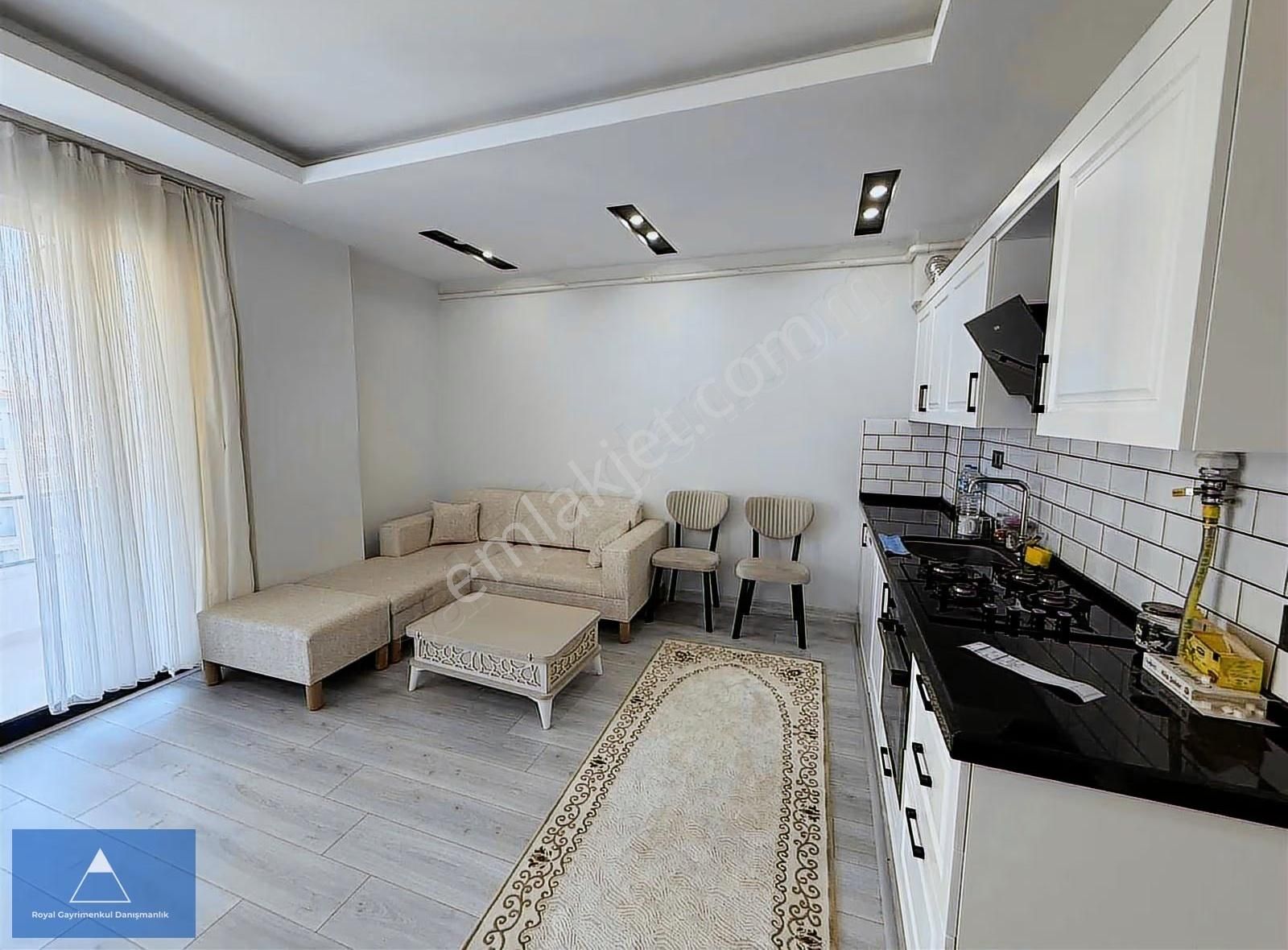 Deniz Manzaralı Lüks Eşyalı Geniş 1+1 - Görsel 4