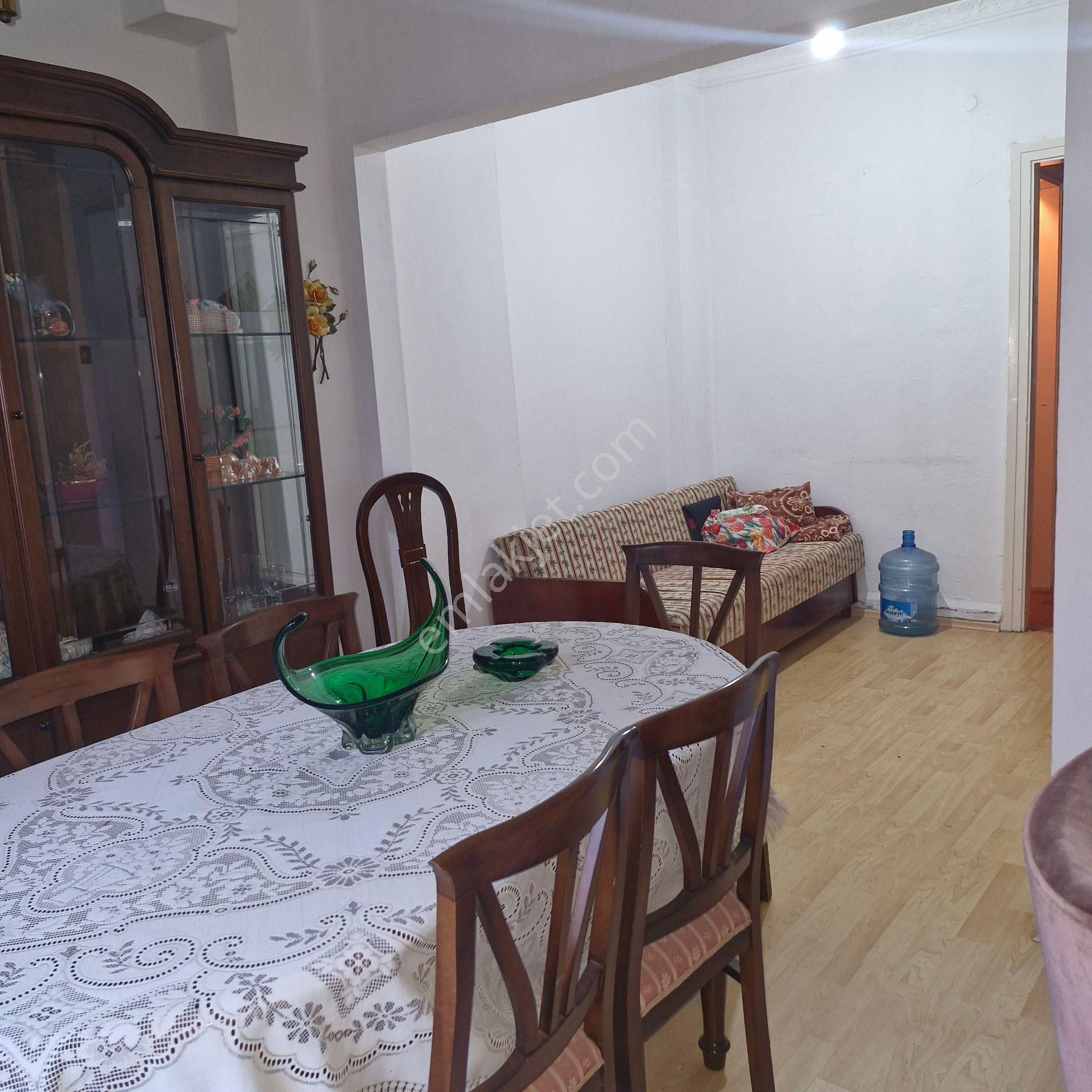 Akşenden Fatih Çapa Odabaşı Ahmetvefikpaşa Caddesi 2.kat 90m² 2+l Salon Kaçmaz Satılık Daire - Görsel 7