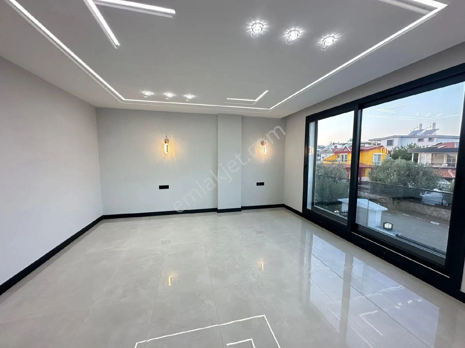 Didim Efeler Mahallesinde Satılık 4+1 Havuzlu Köşe Başı Muhteşem Villa Satıyoruz - Görsel 7