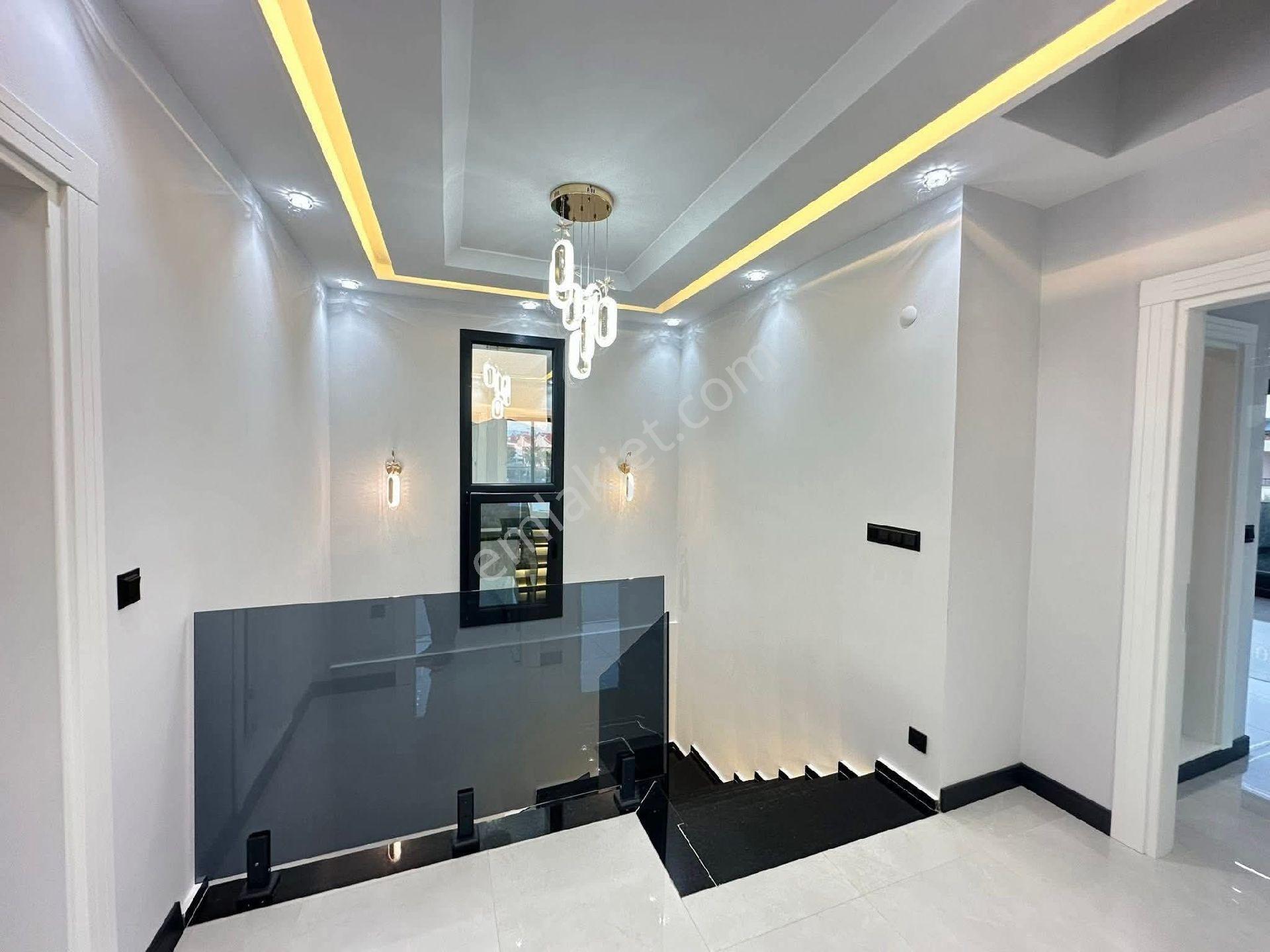 Didim Efeler Mahallesinde Satılık 4+1 Havuzlu Köşe Başı Muhteşem Villa Satıyoruz - Görsel 25