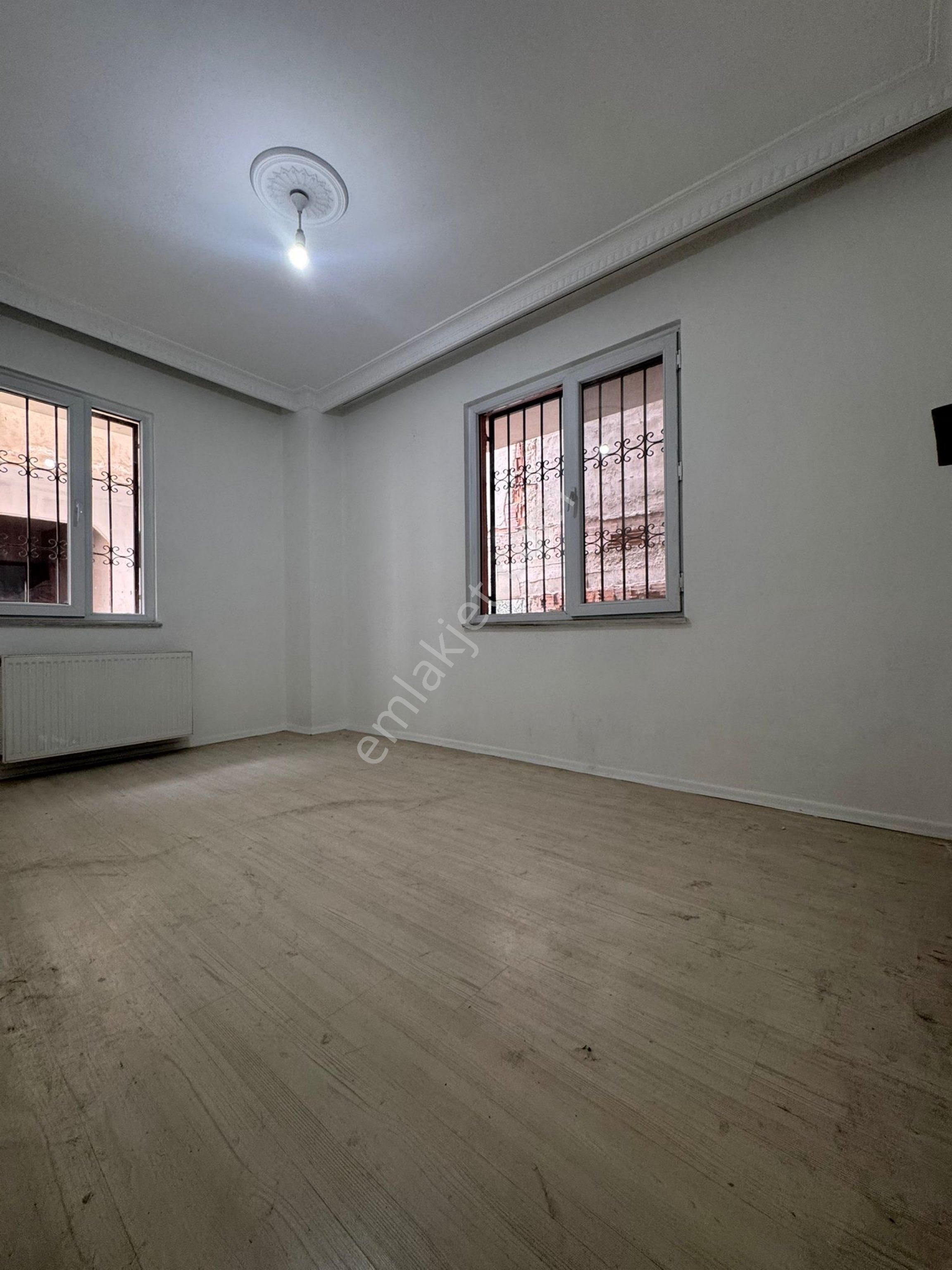 Başakşehir Altınşehirde Satılık Camları Yüksek Bahçe Katı - Görsel 8