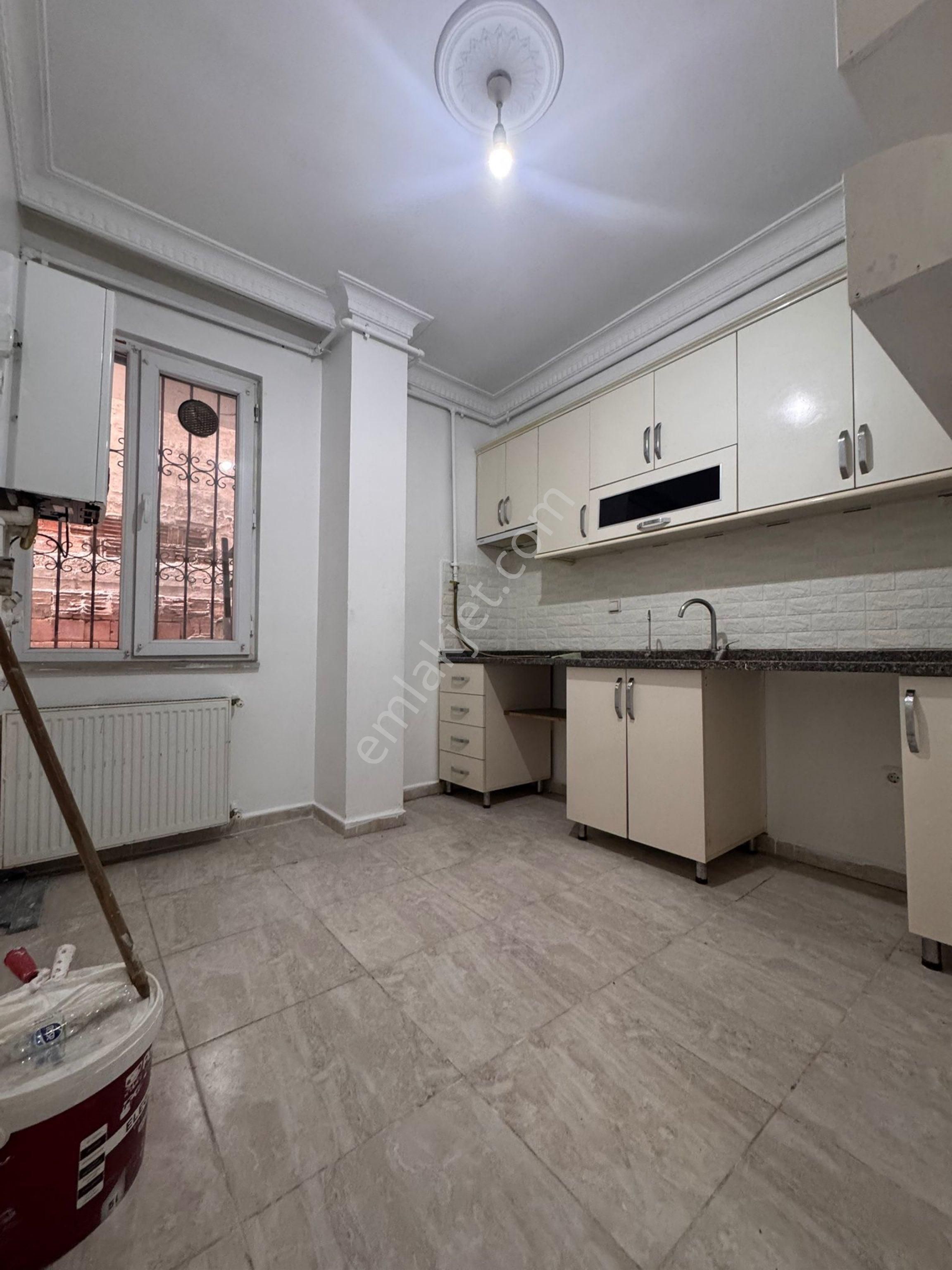 Başakşehir Altınşehirde Satılık Camları Yüksek Bahçe Katı - Görsel 5