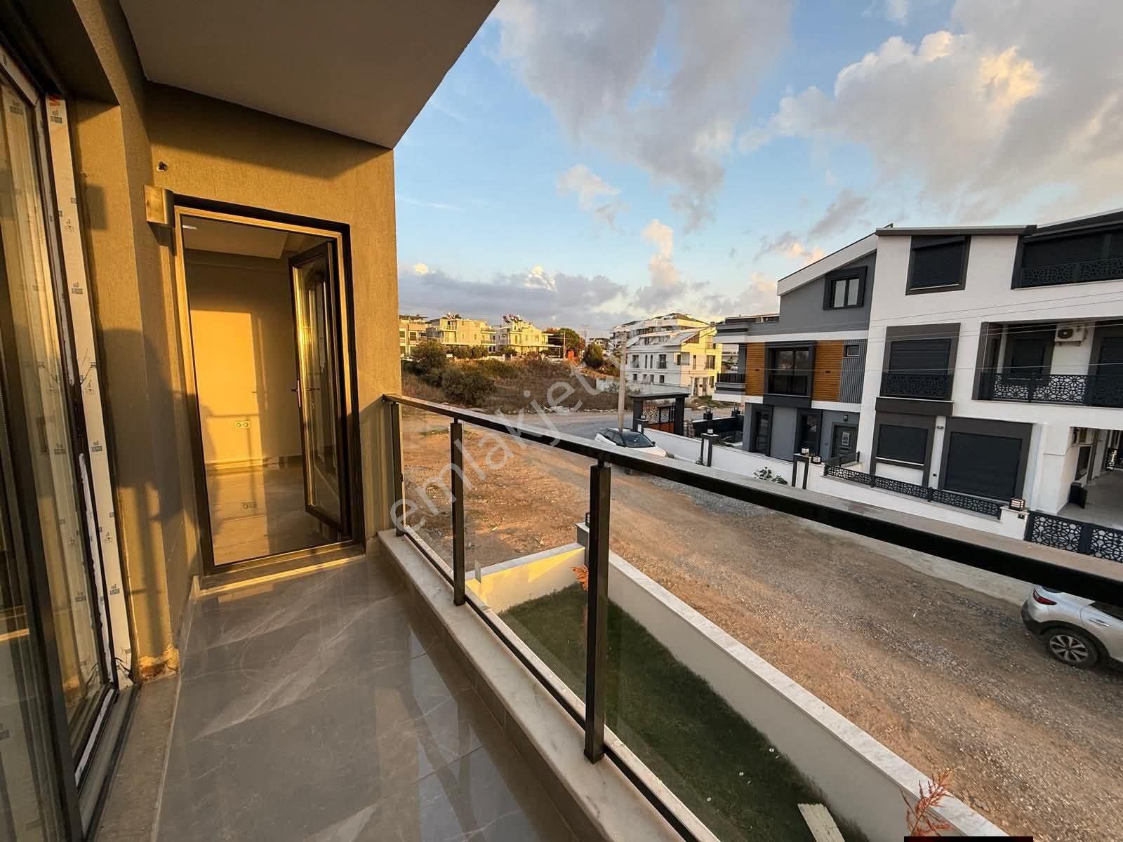 Didim Hisar Mahallesinde Satılık 3+1 Sıfır Yapılmış Bahçeli Muhteşem Villa Satıyoruz - Görsel 14