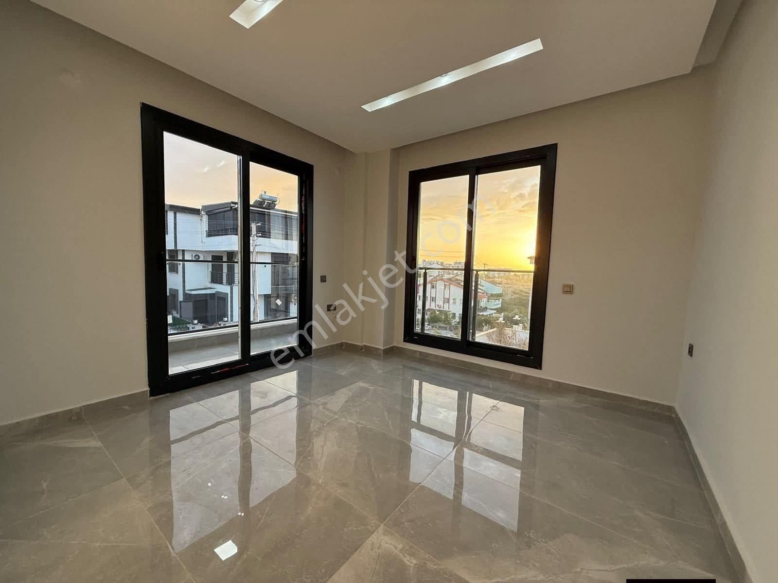 Didim Hisar Mahallesinde Satılık 3+1 Sıfır Yapılmış Bahçeli Muhteşem Villa Satıyoruz - Görsel 33