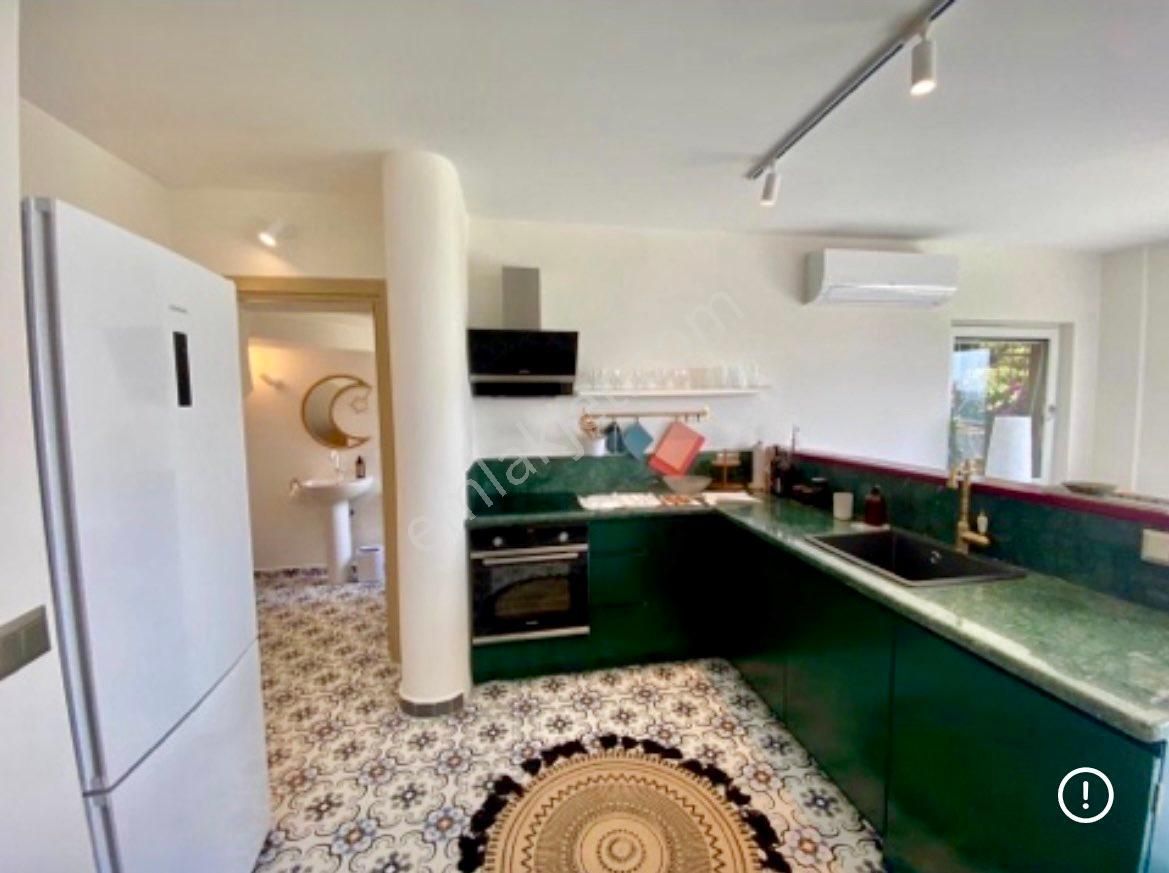 Gümüşlük Yalıkavak Sosyal Tesisli Manzaralı Teraslı Daire - Görsel 13